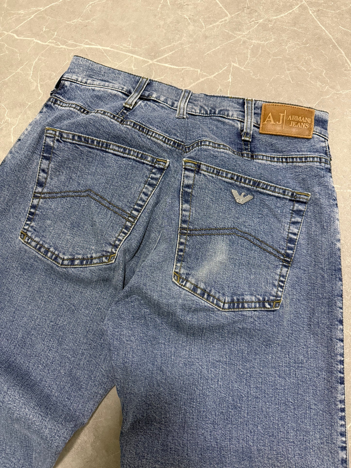 Armani Jeans (M)