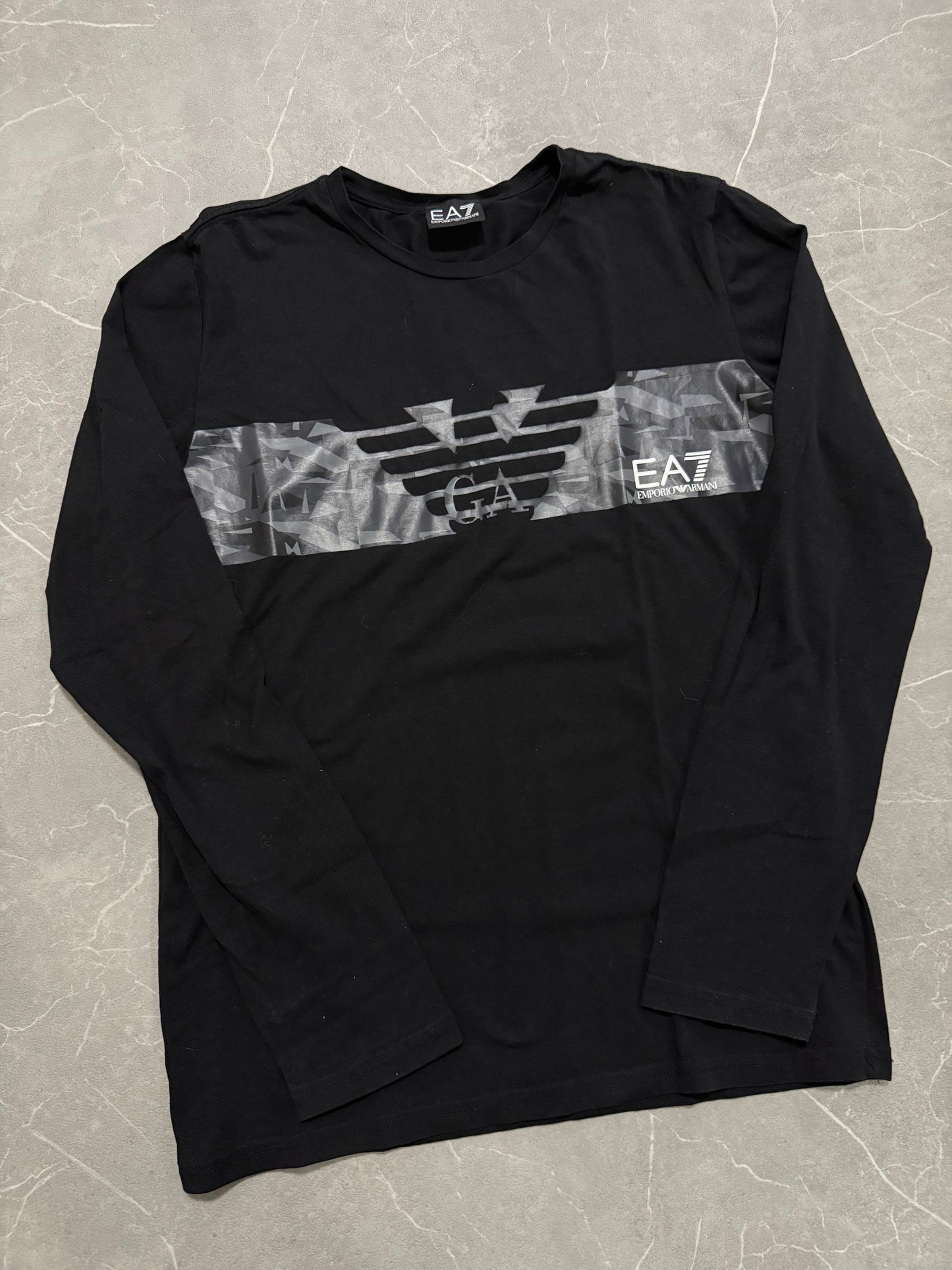 EA7 Longsleeve (M)