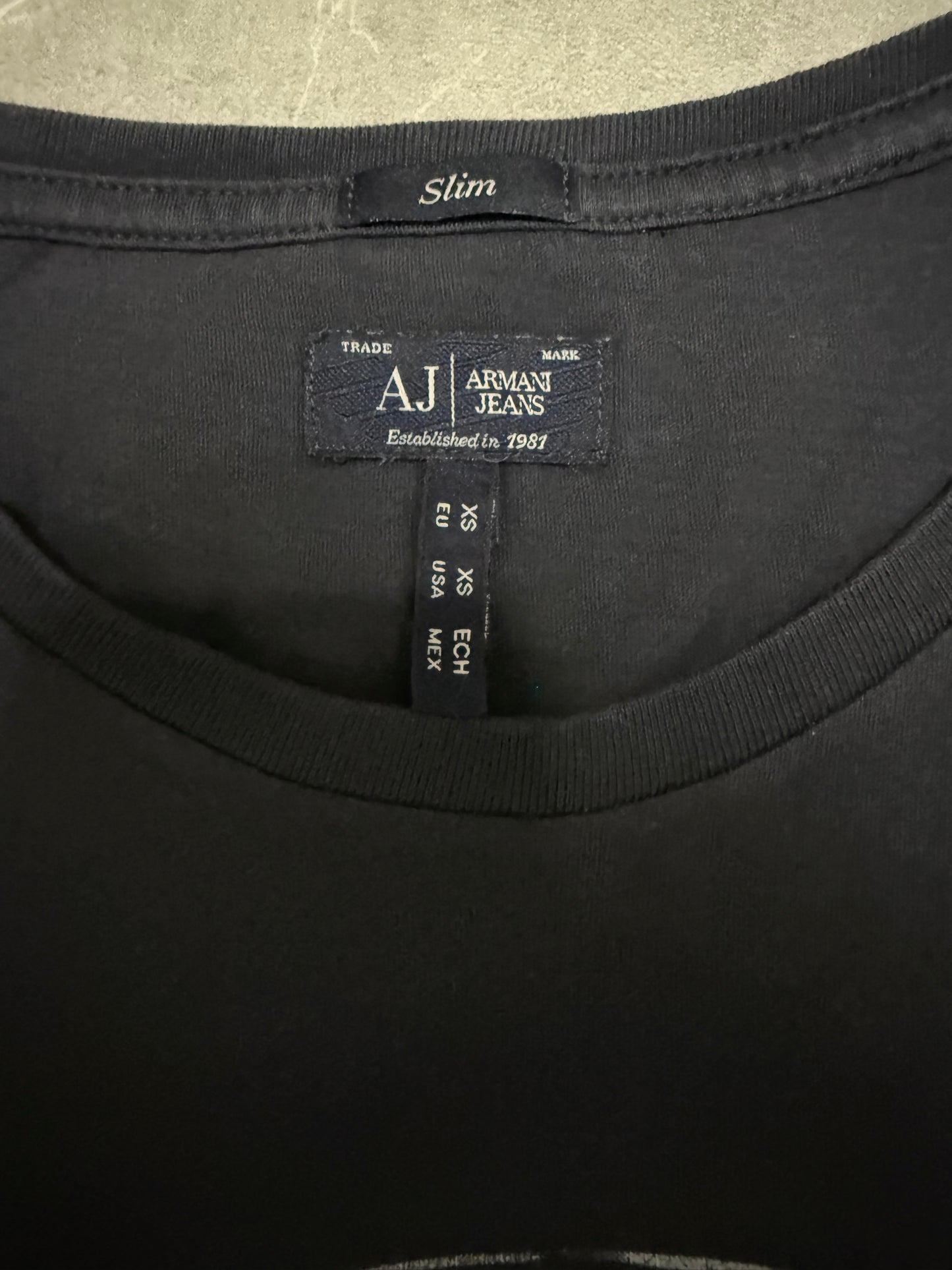 Armani Jeans Tshirt (XS)