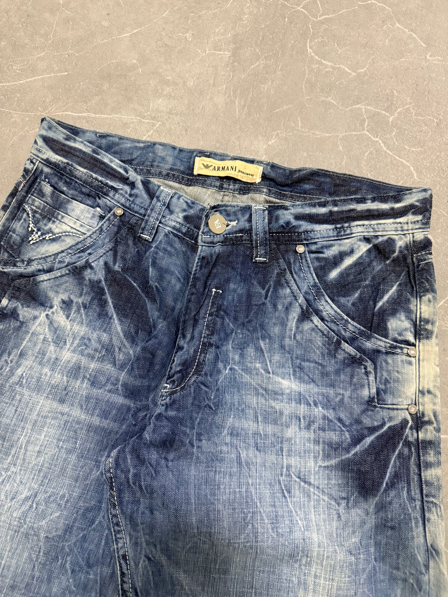 Armani Jeans (L)