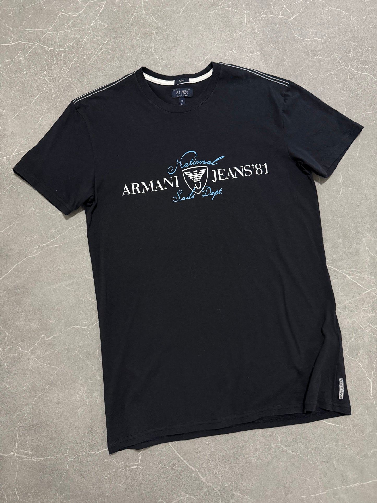 Armani Jeans Tshirt (M)