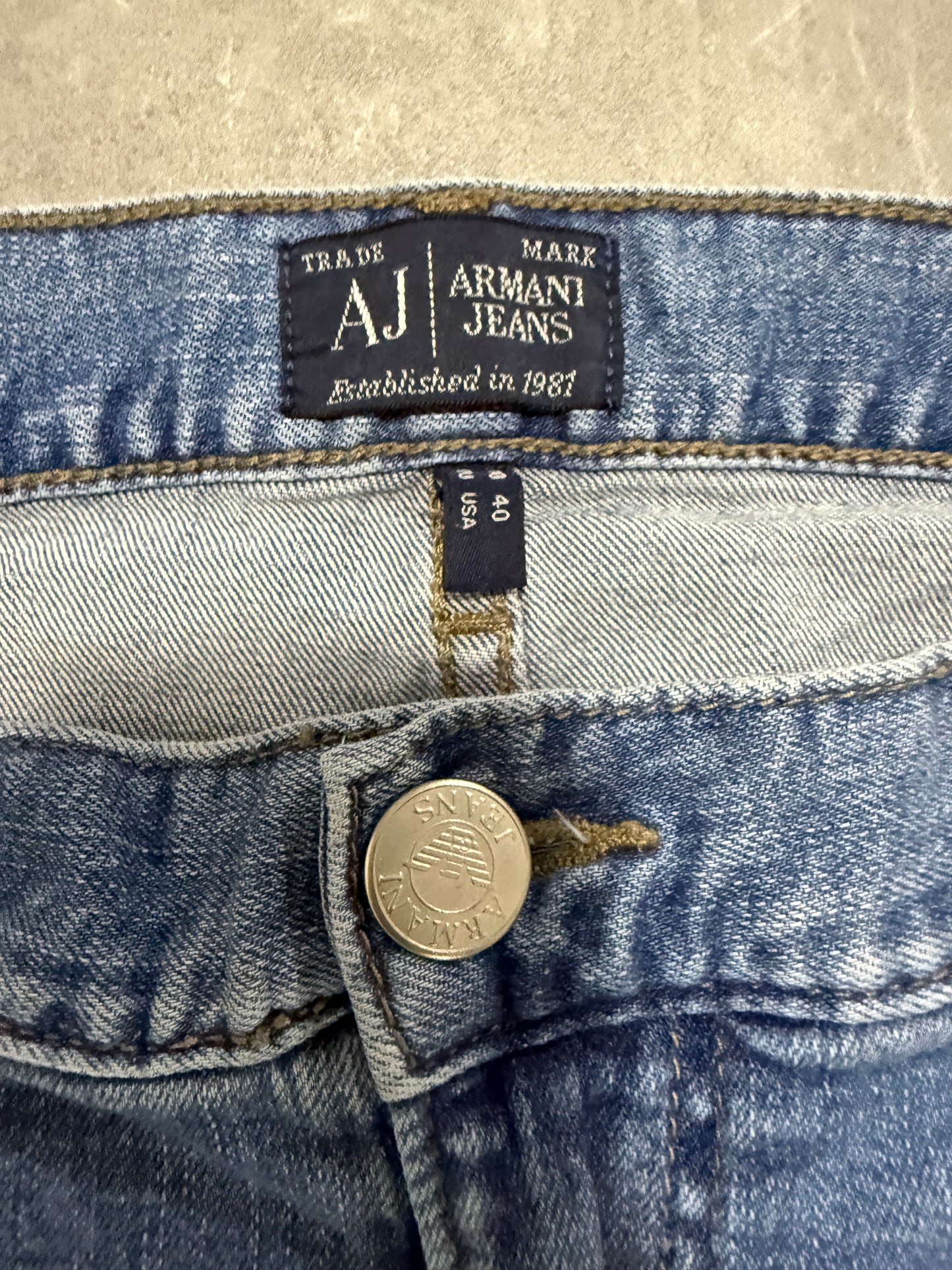 Armani Jeans (XL)