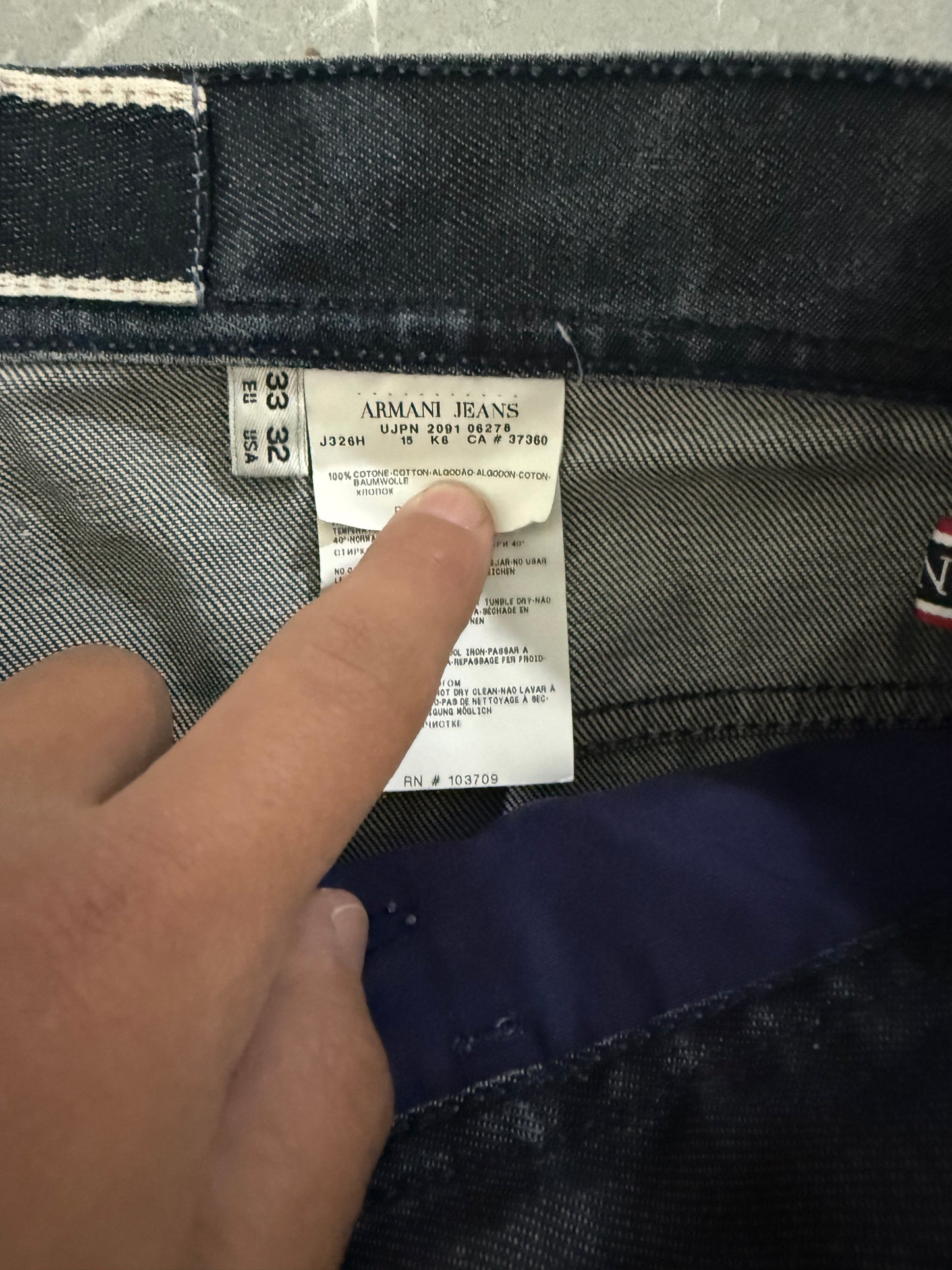 Armani Jeans (L)
