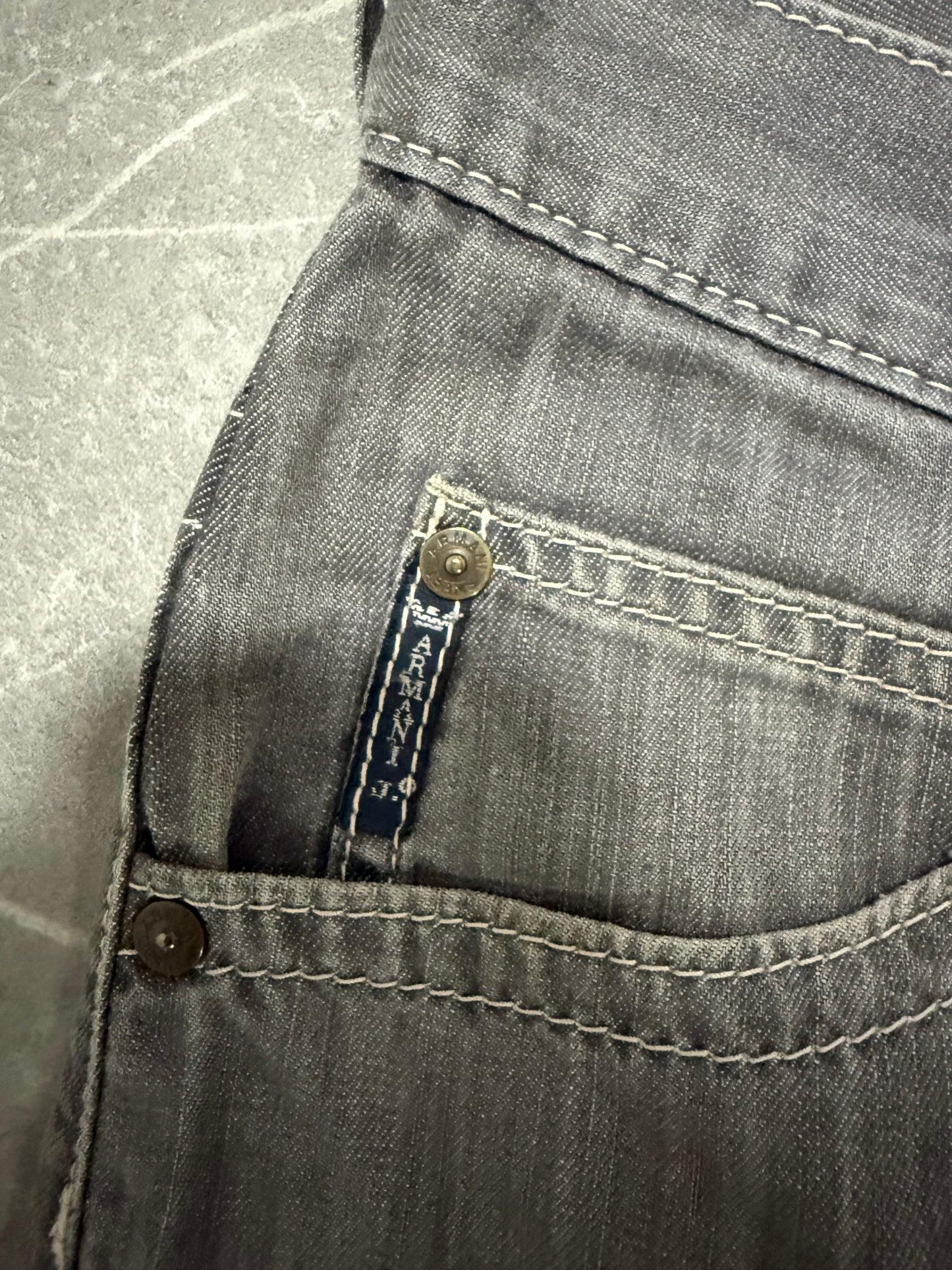 Armani Jeans (M)