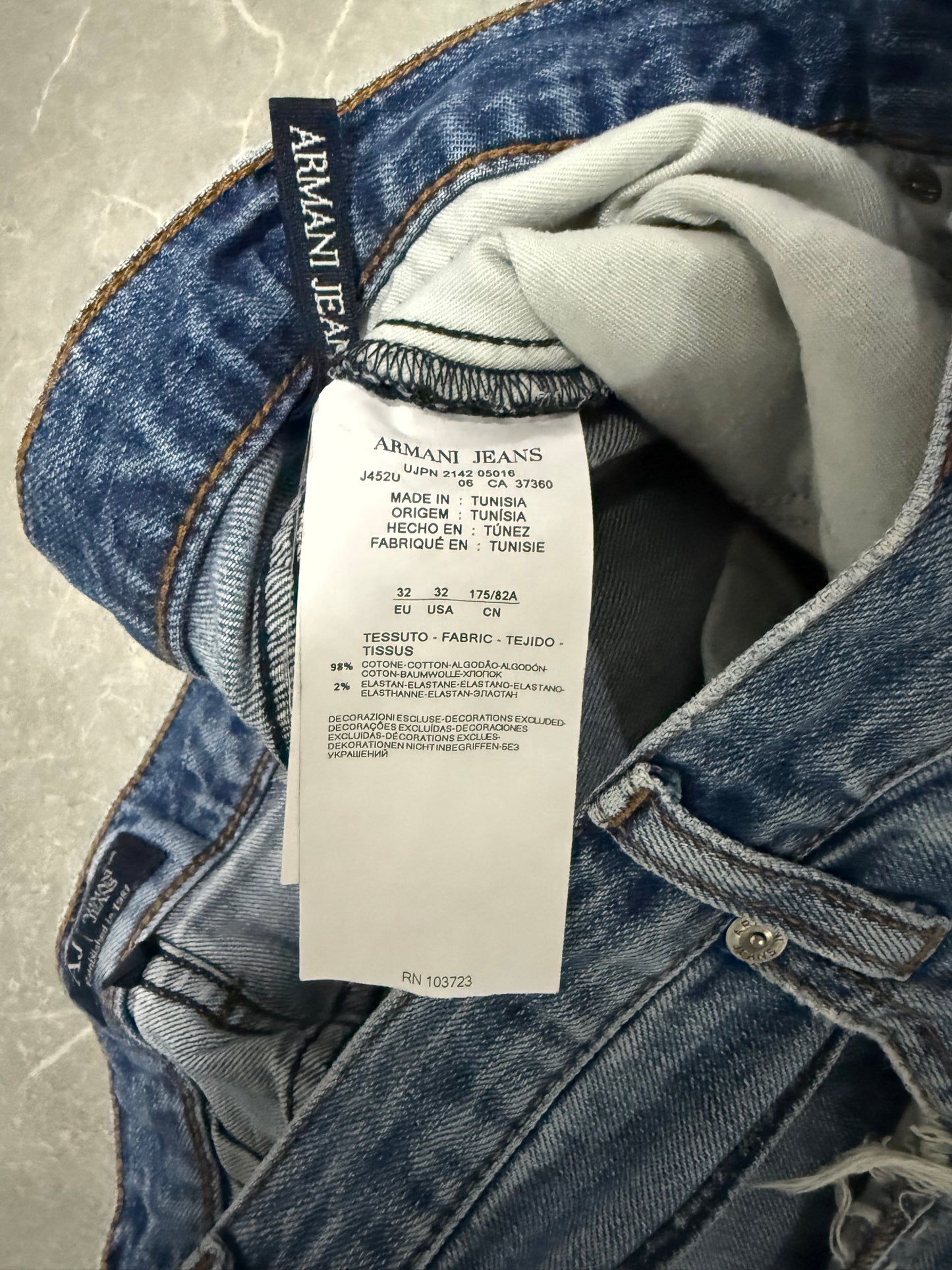 Armani Jeans (S/M)