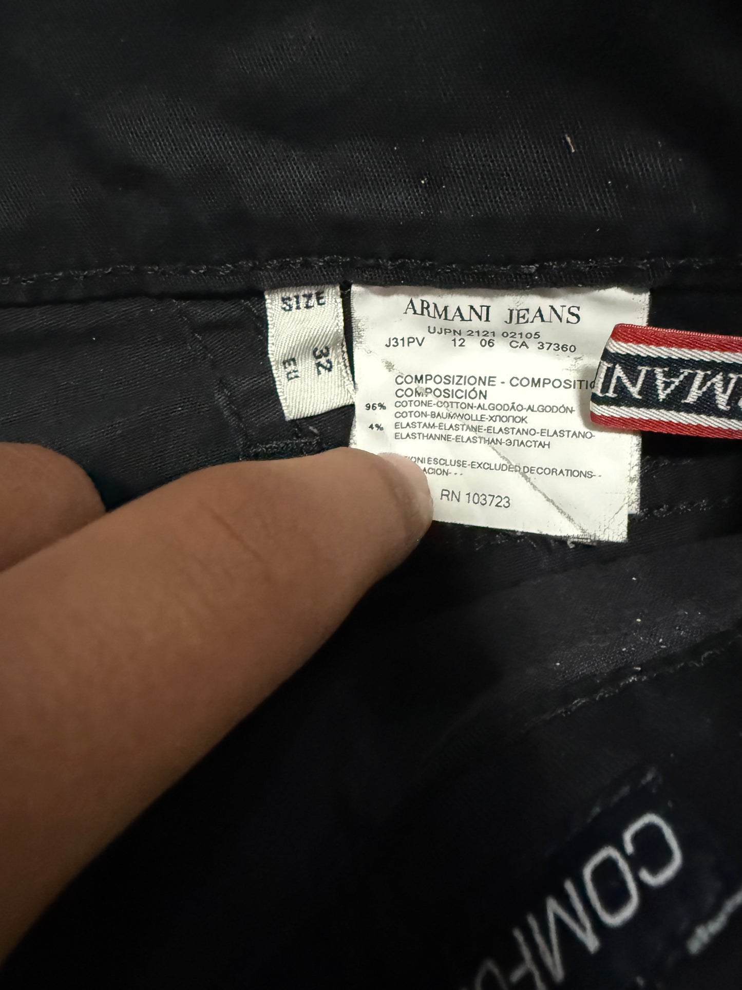 Armani Jeans (M)