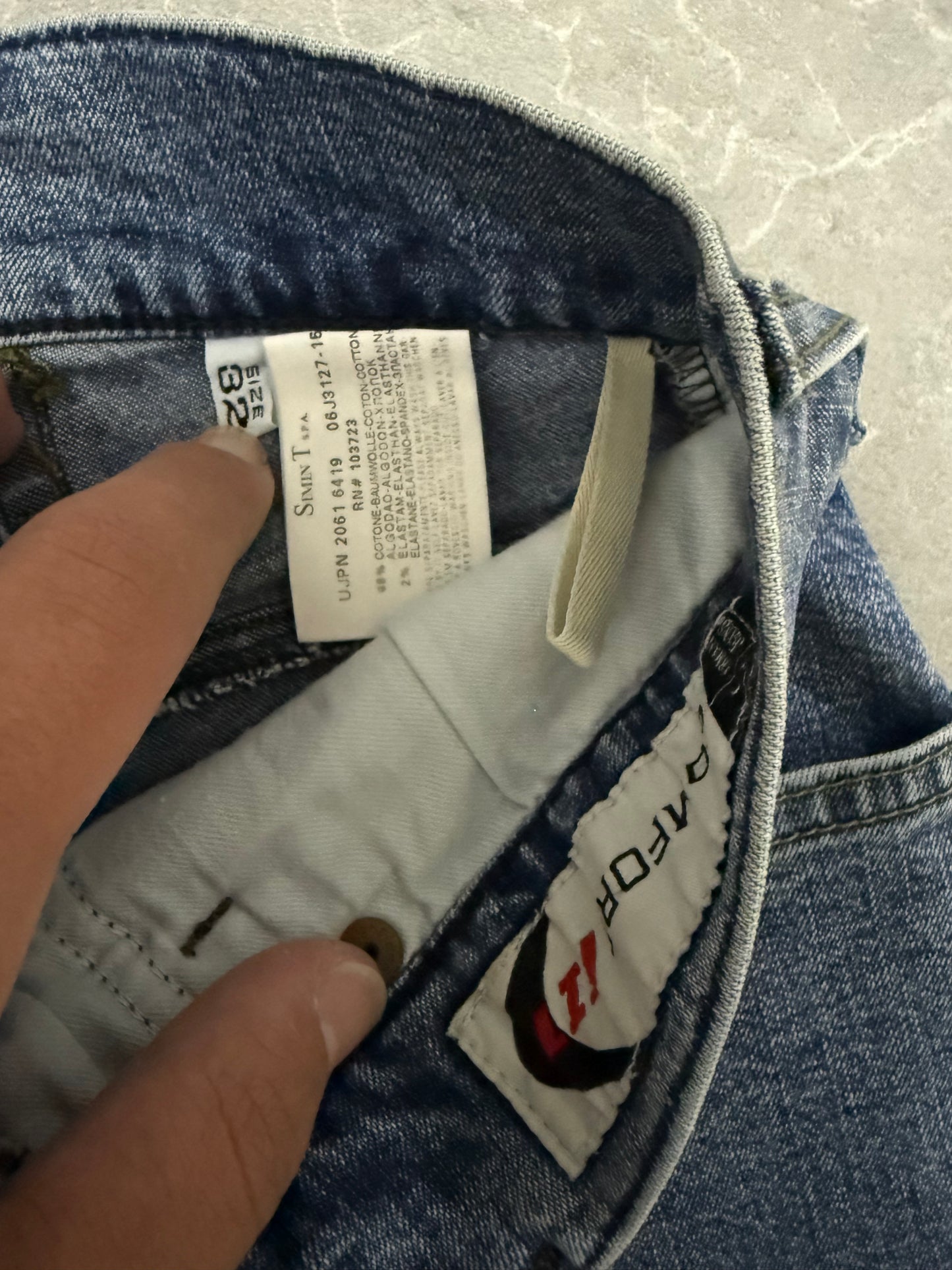 Armani Jeans (M)