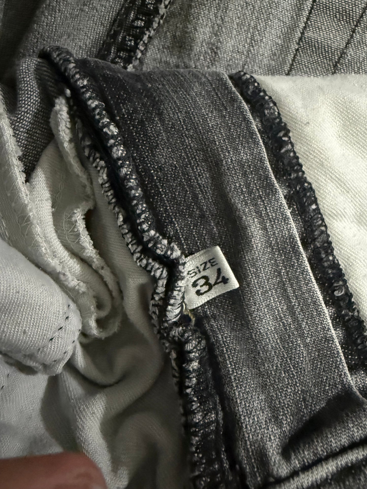 Armani Jeans (M)