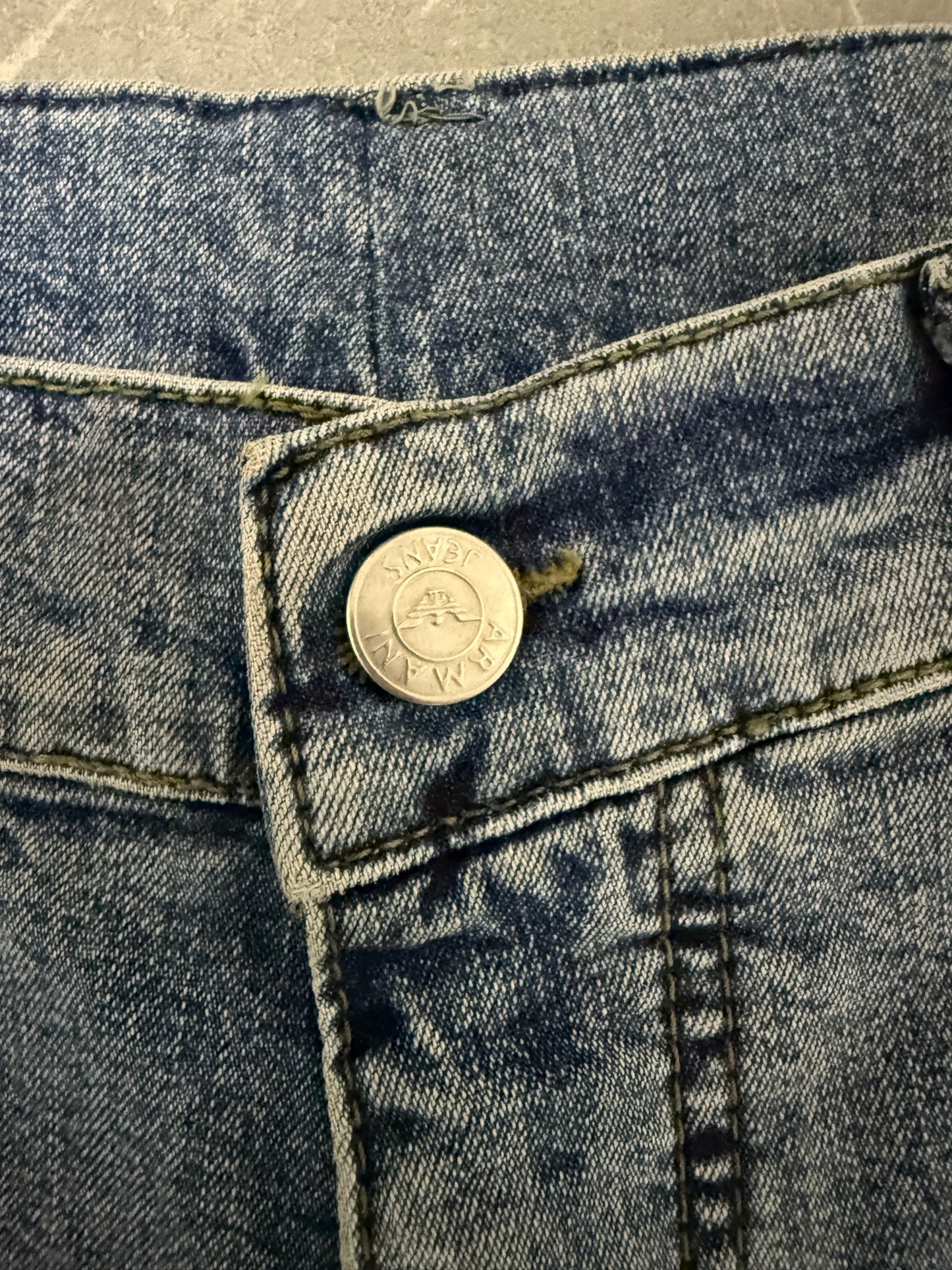 Armani Jeans (M)