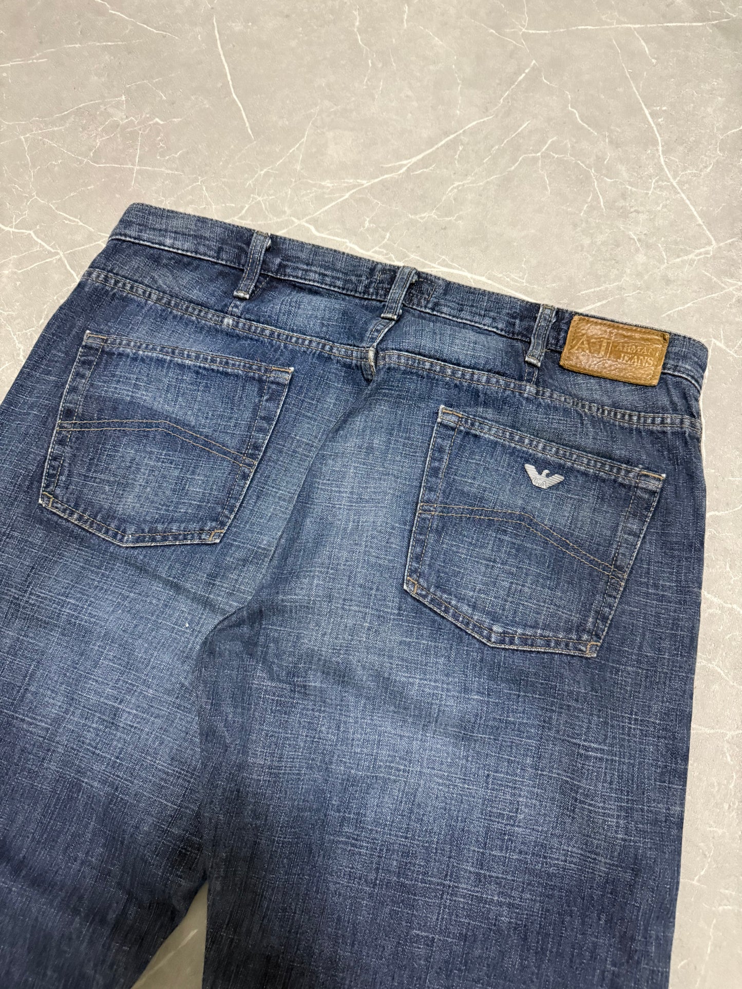 Armani Jeans (XL)