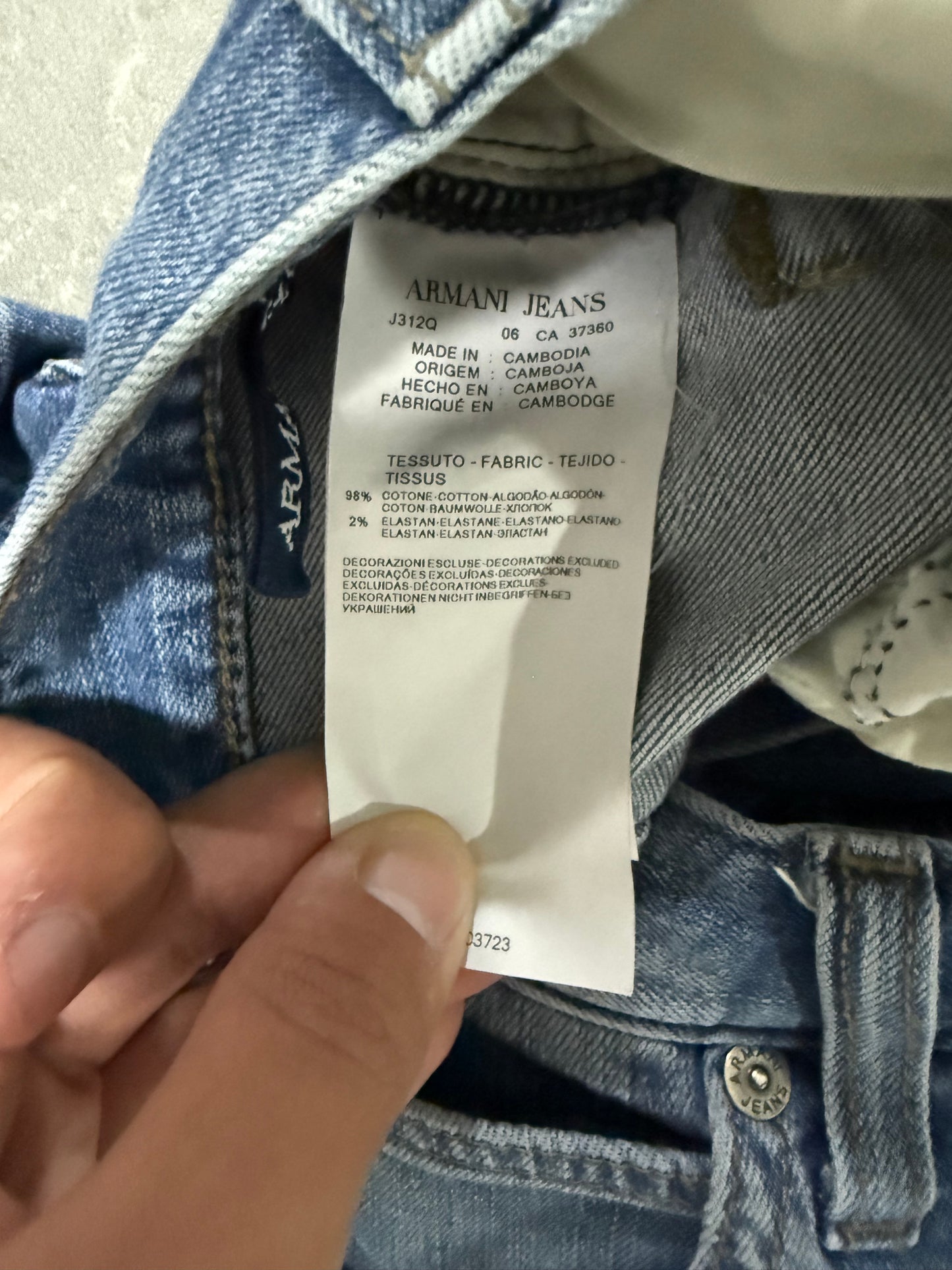 Armani Jeans (XL)