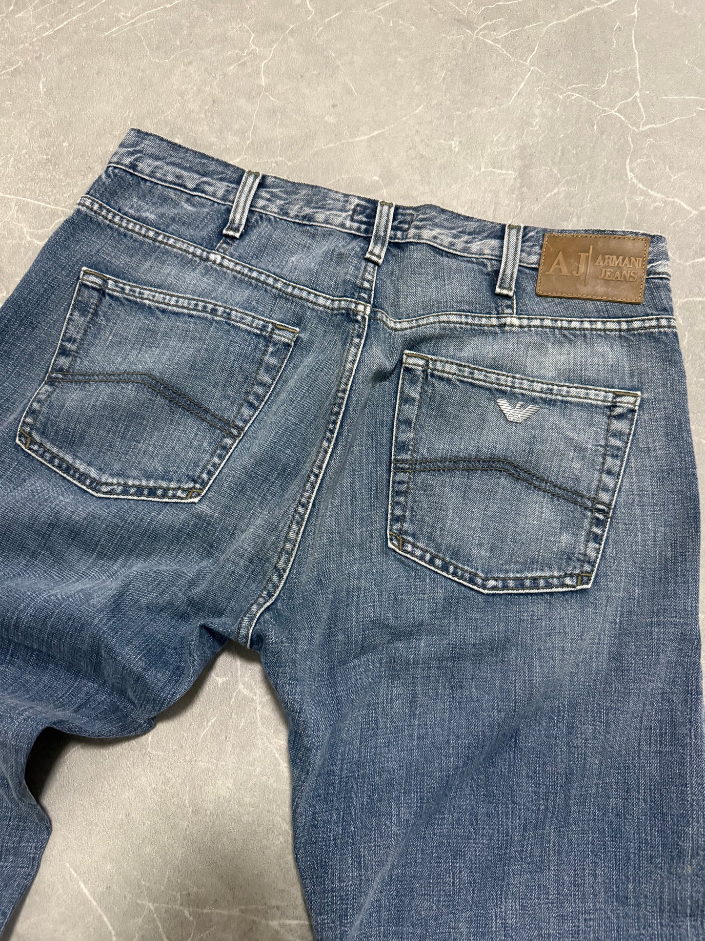 Armani Jeans (L)