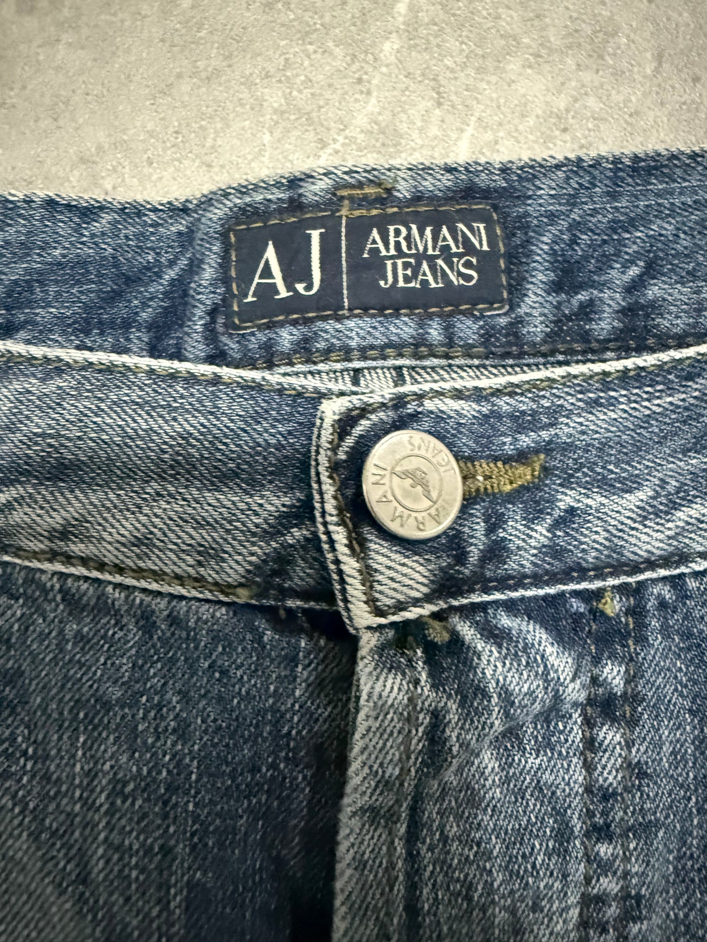 Armani Jeans (L)