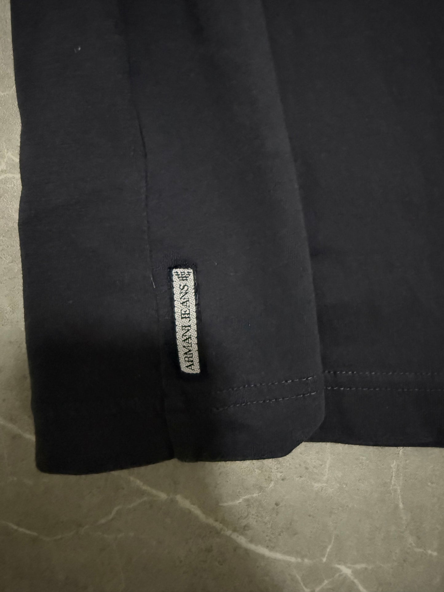 Armani Jeans Tshirt (XS)