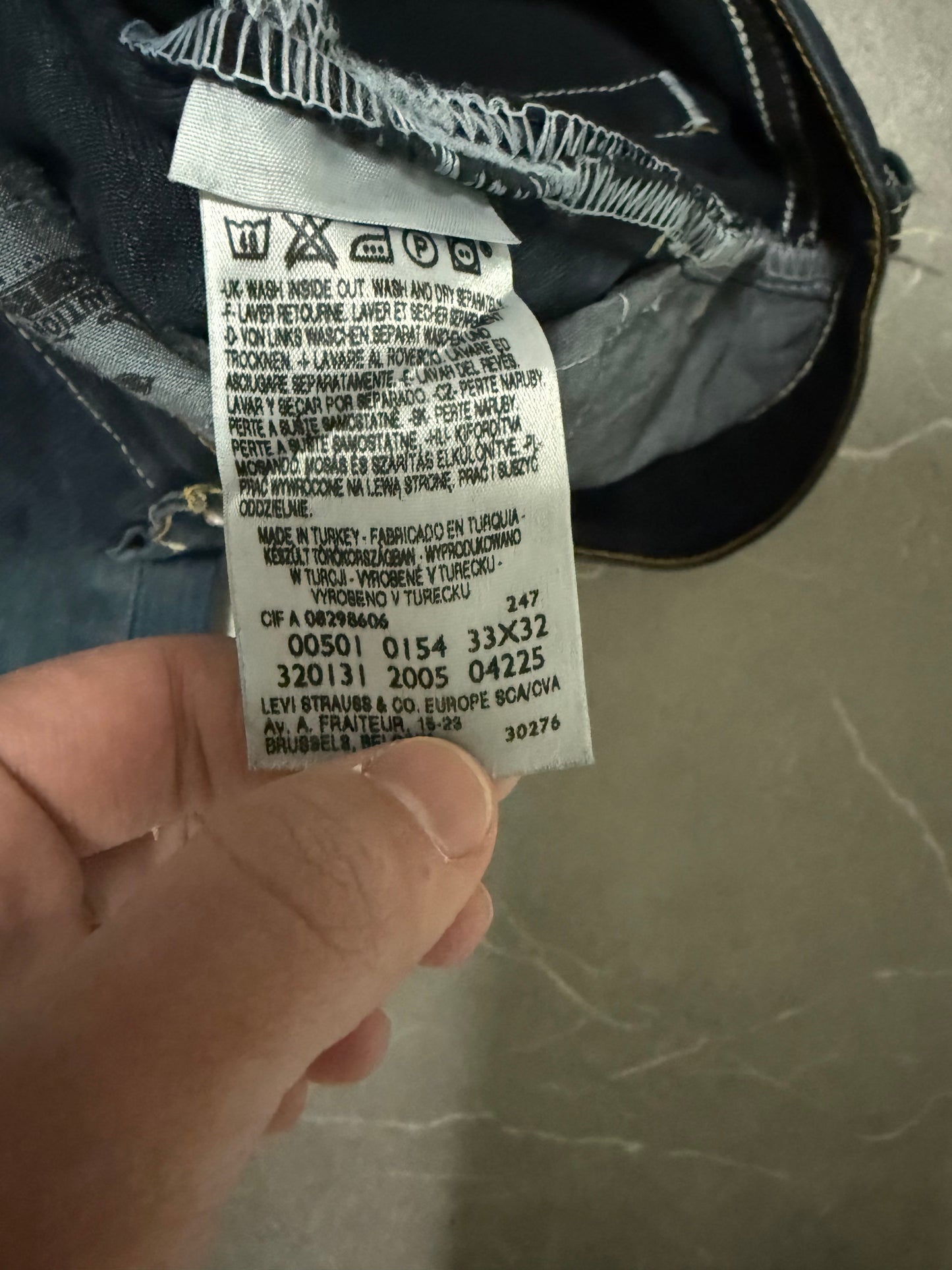 Levis Jeans 501 (L)