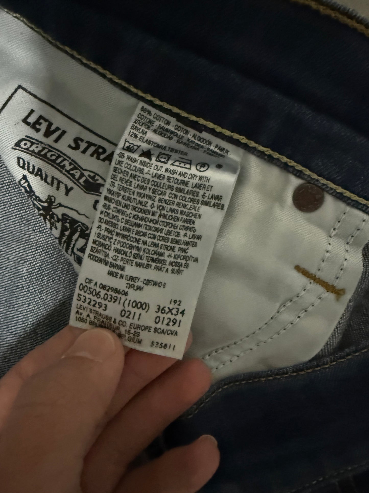 Levis Jeans 506 (L)