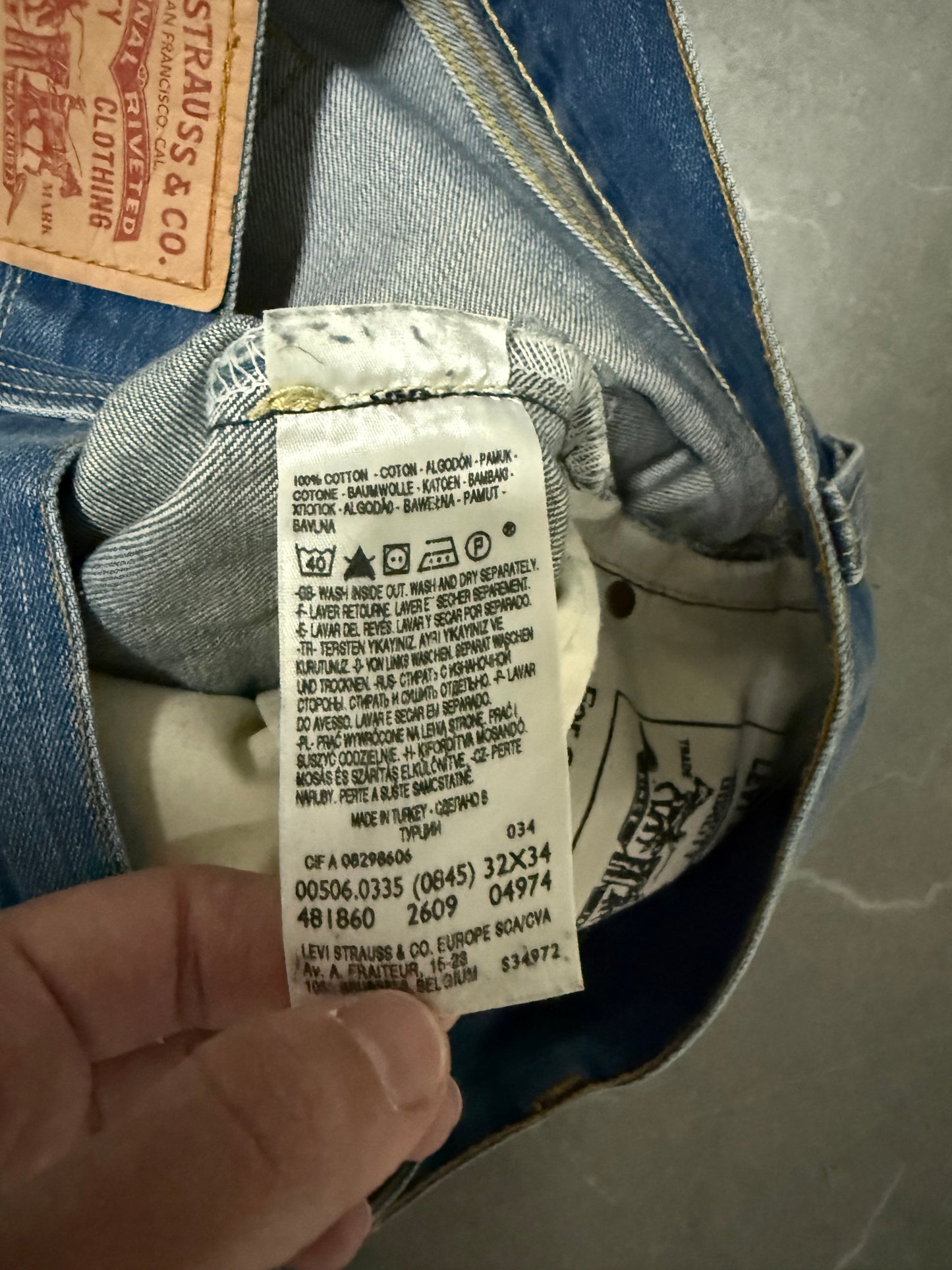Levis Jeans 506 (L)