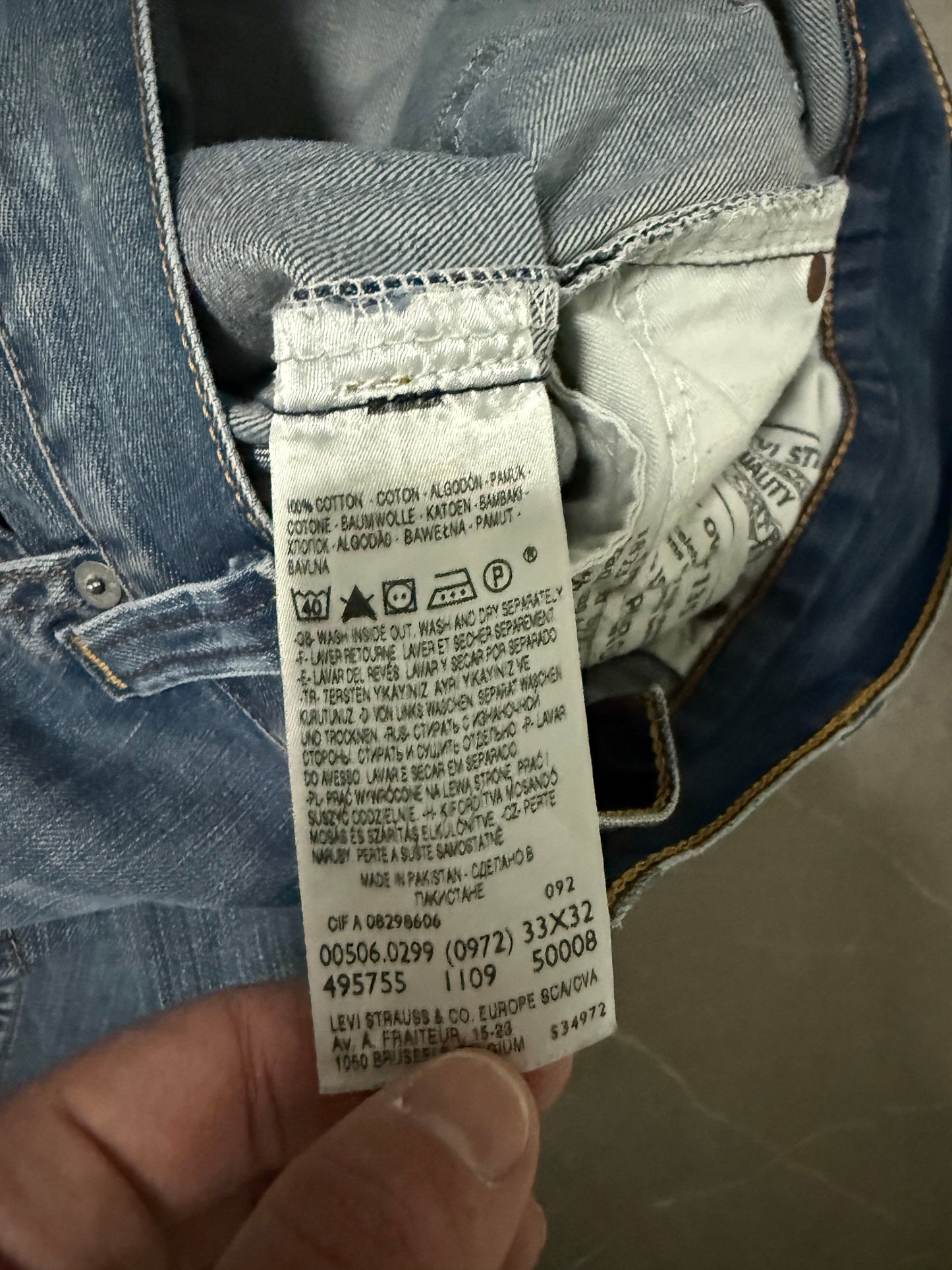 Levis Jeans 506 (L)
