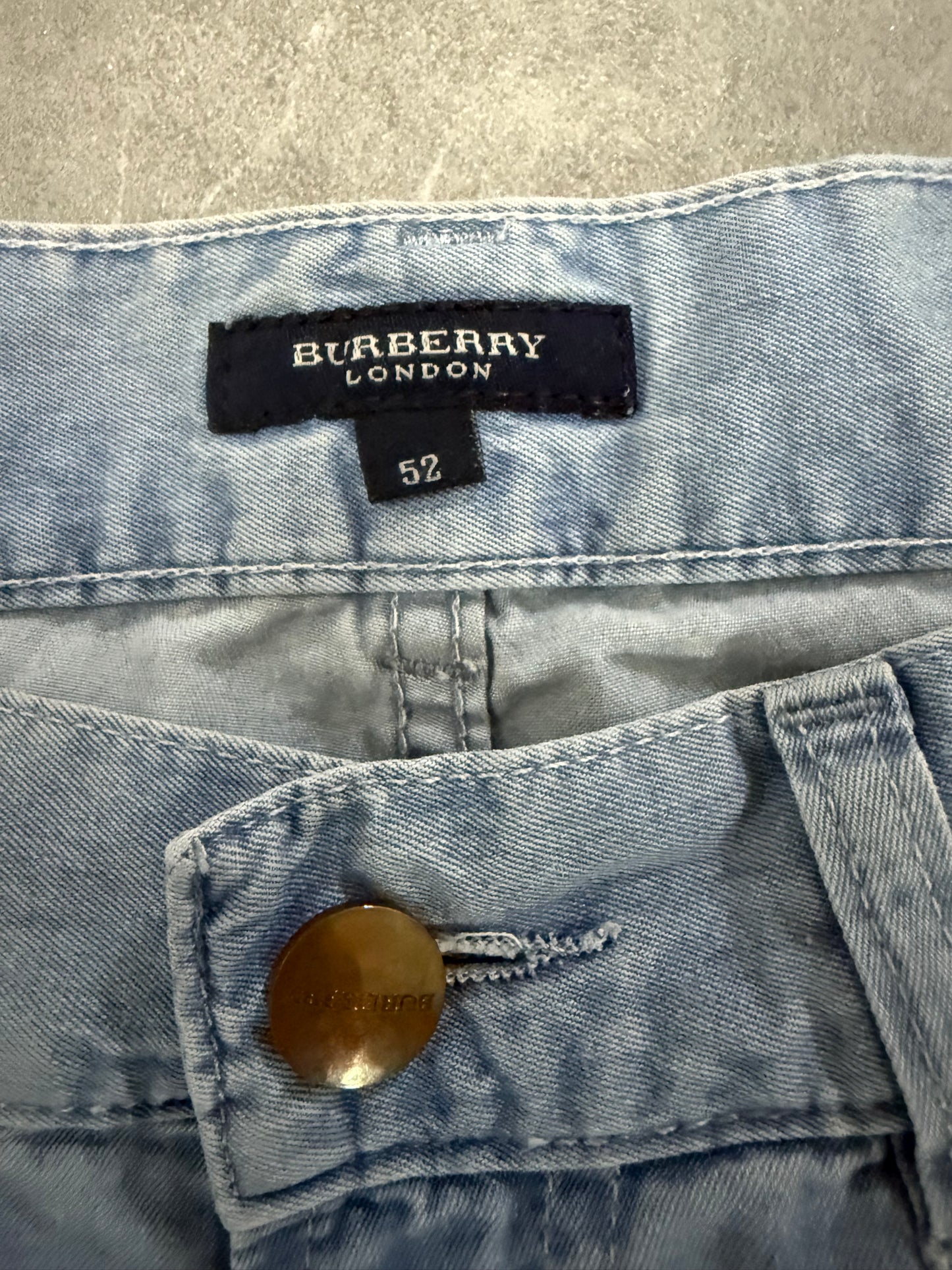 Burberry Jeans (M/L)