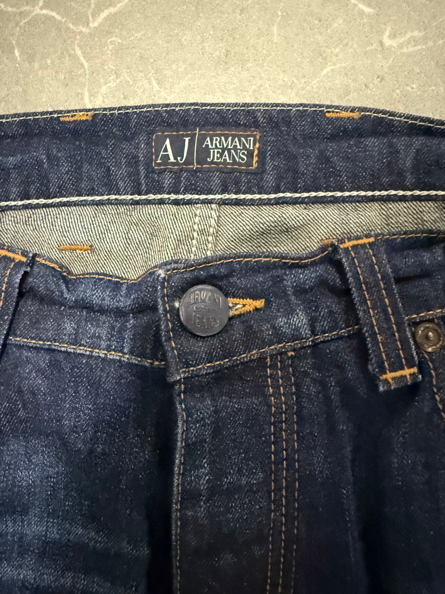 Armani Jeans (M)
