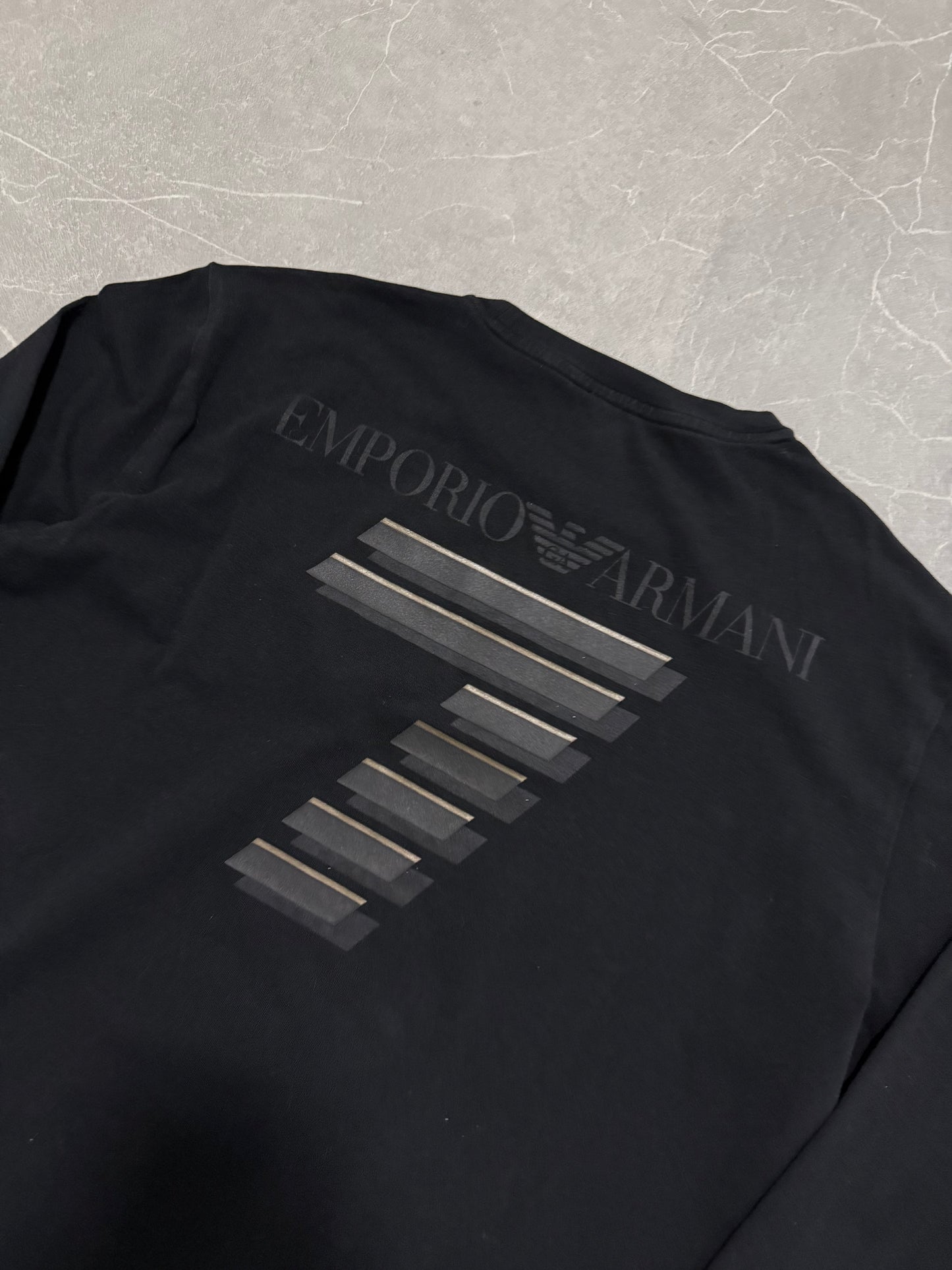EA7 Longsleeve (L/XL)