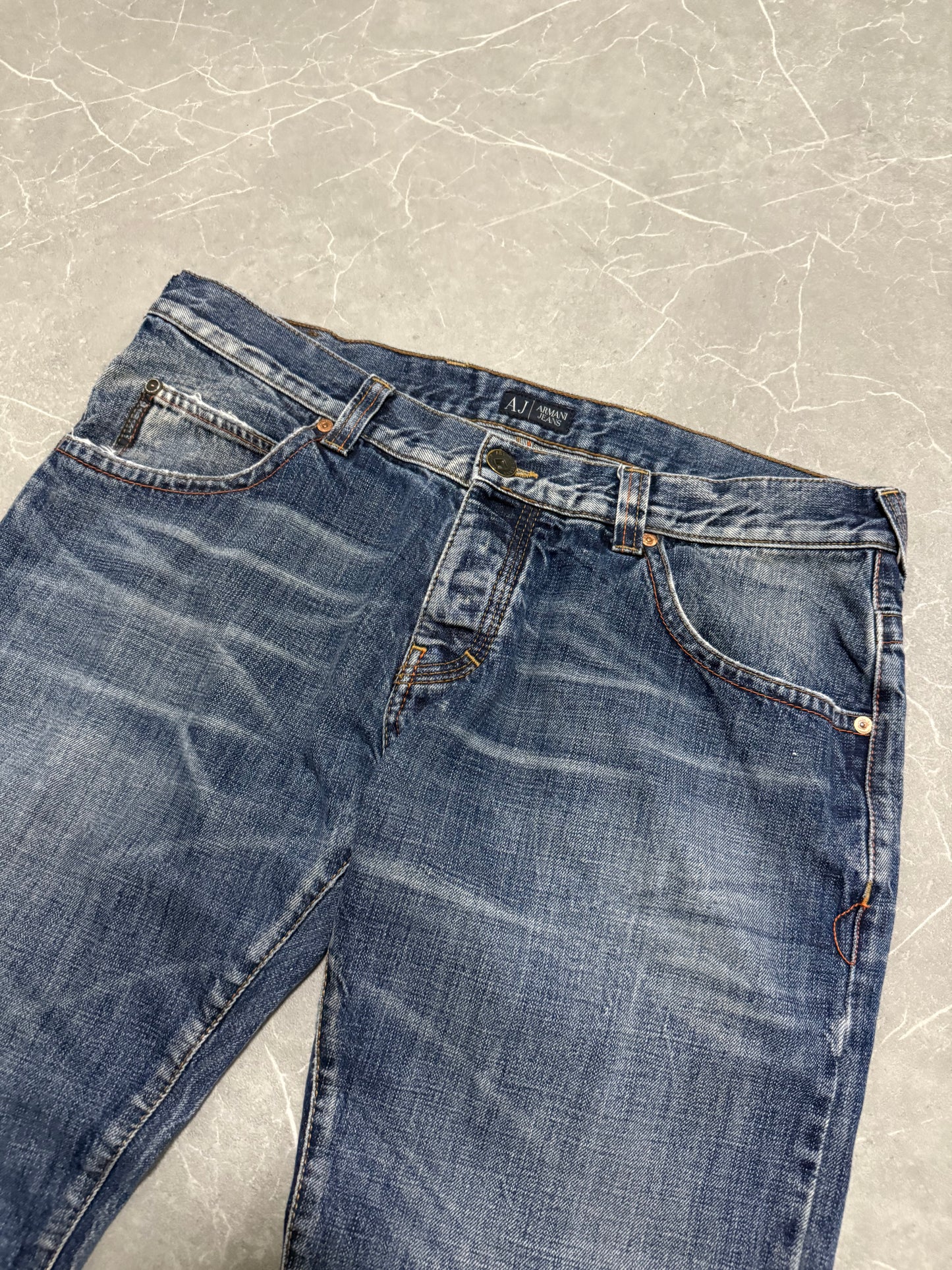 Armani Jeans (L)