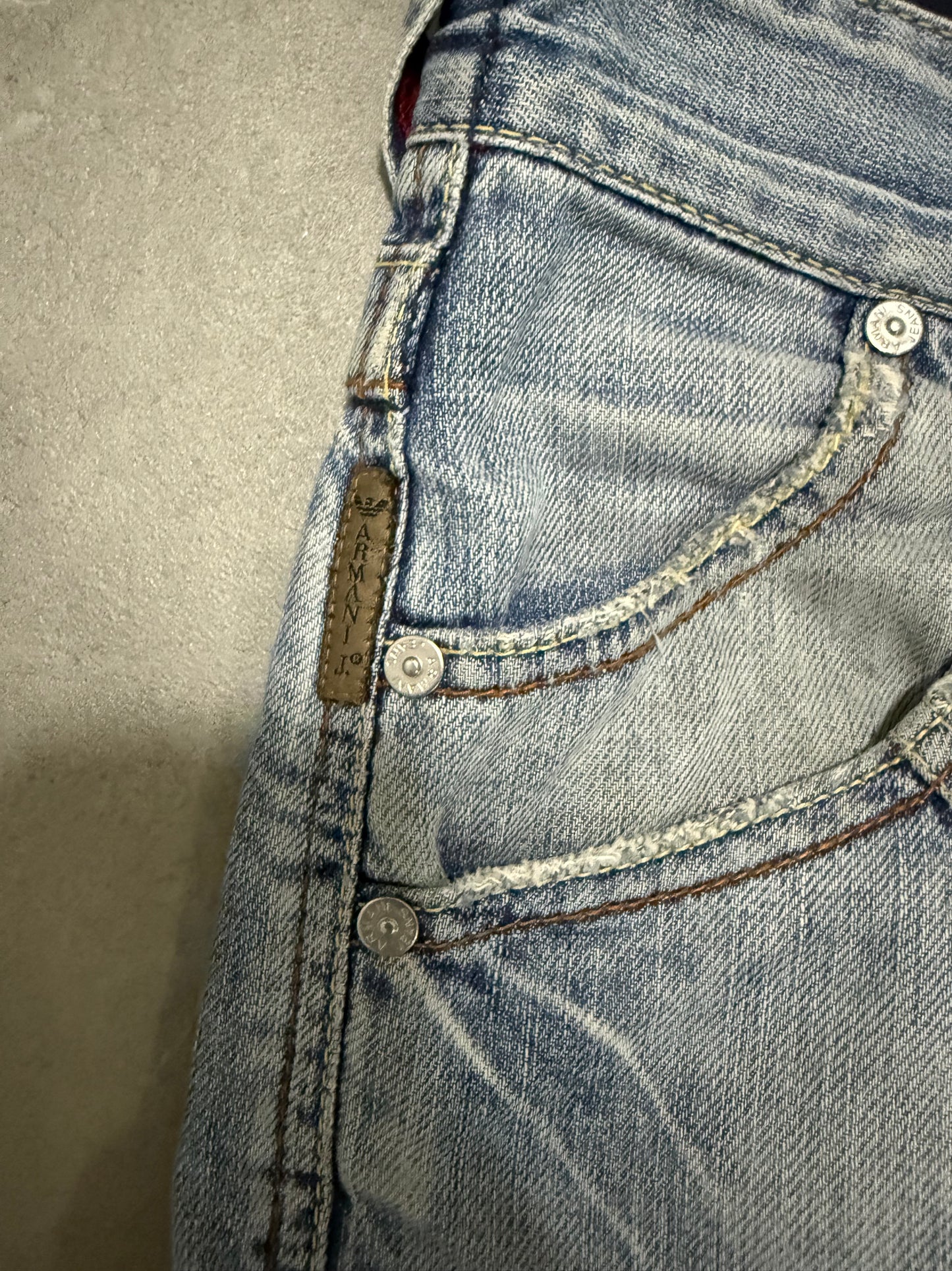 Armani Jeans (L)