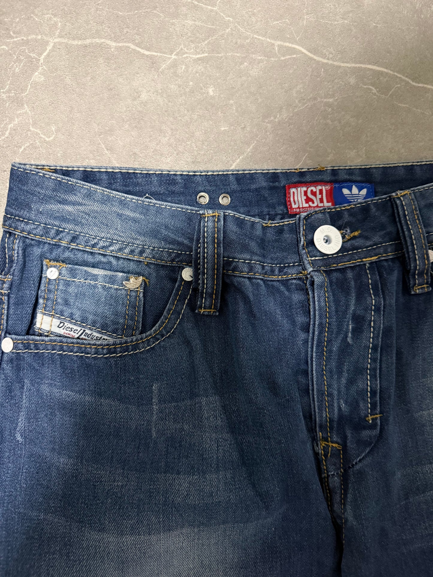 Diesel Adidas Jeans (S)