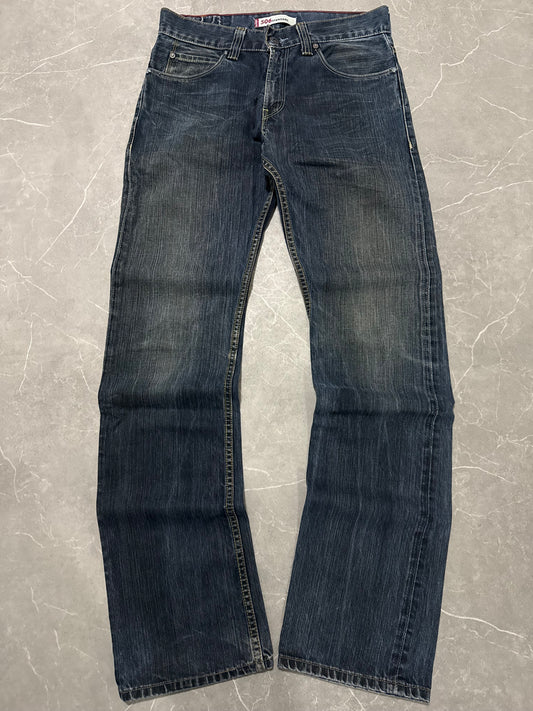Levis Jeans 506 (M)