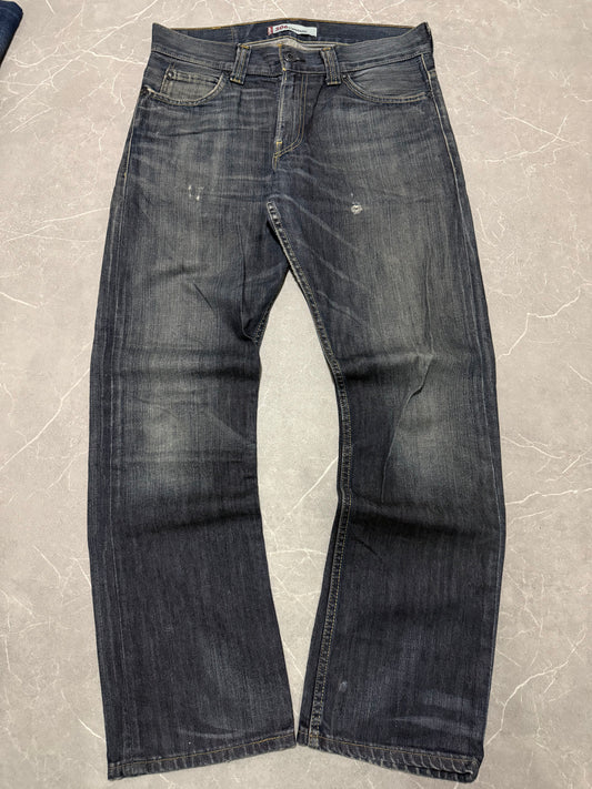Levis Jeans 506 (M)