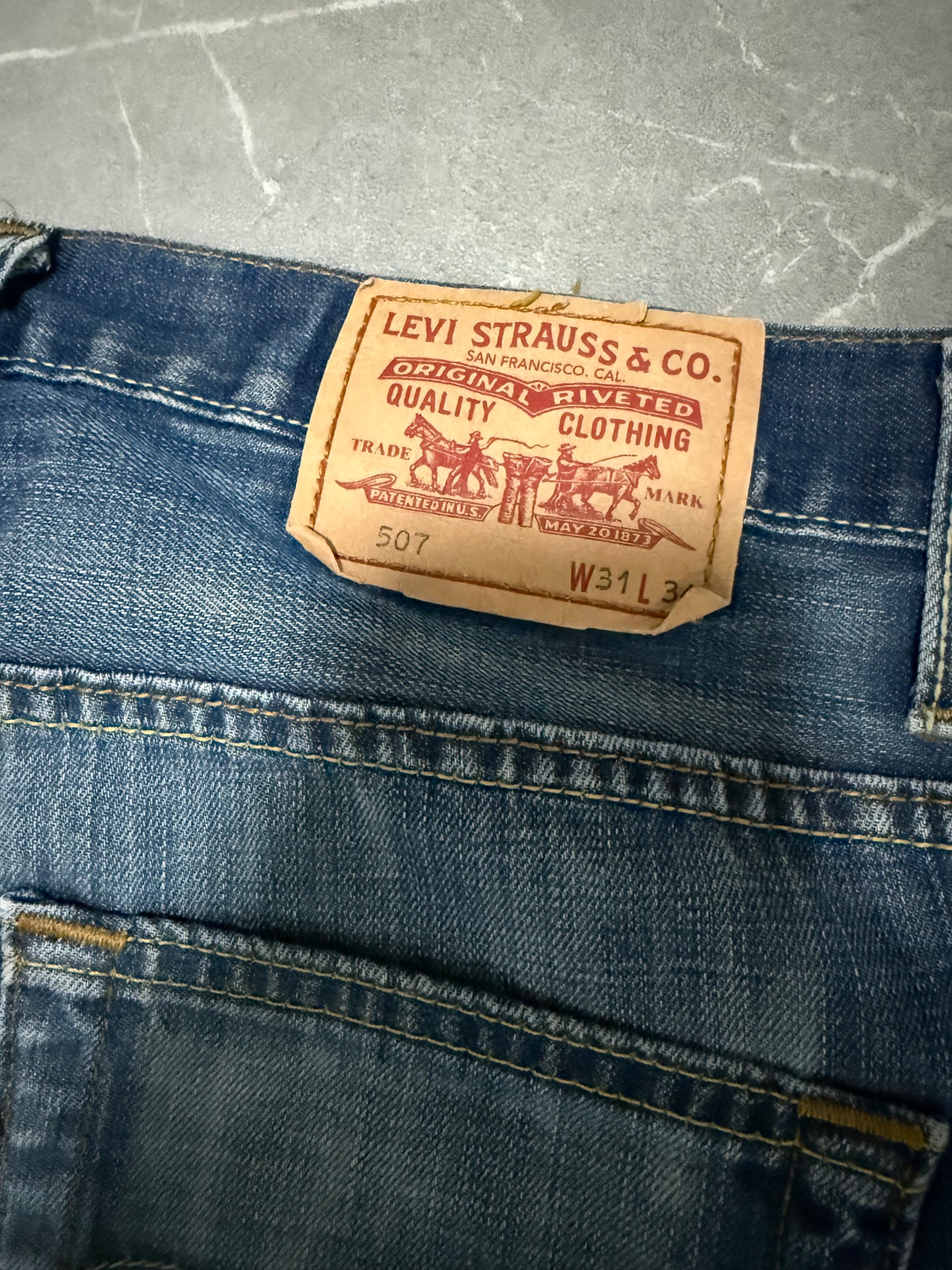 Levi's 507 Bootcut Jeans (M)