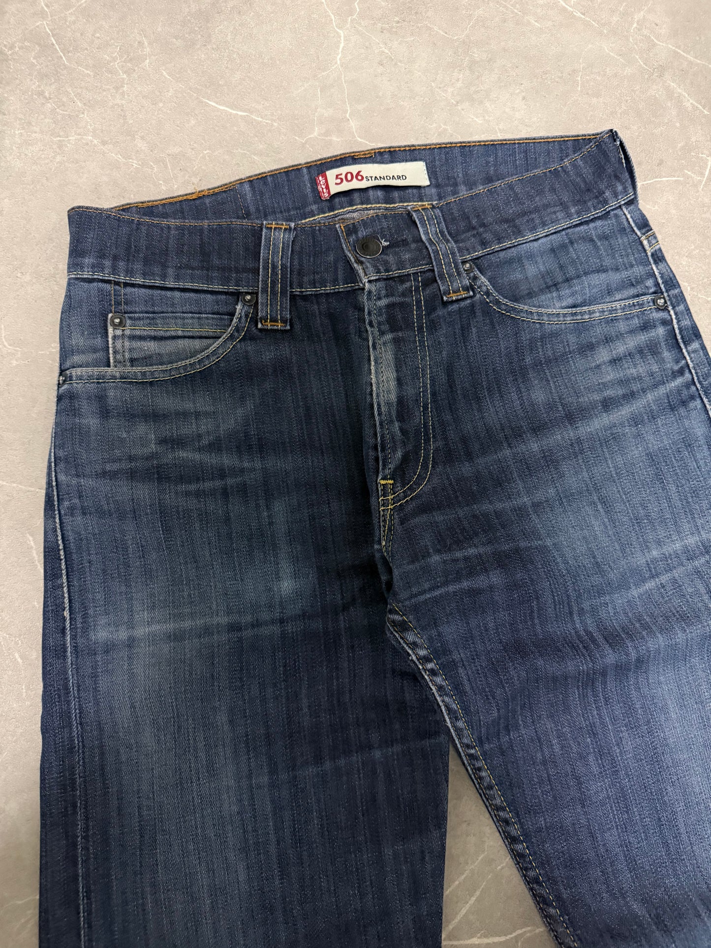 Levis Jeans 506 (S)