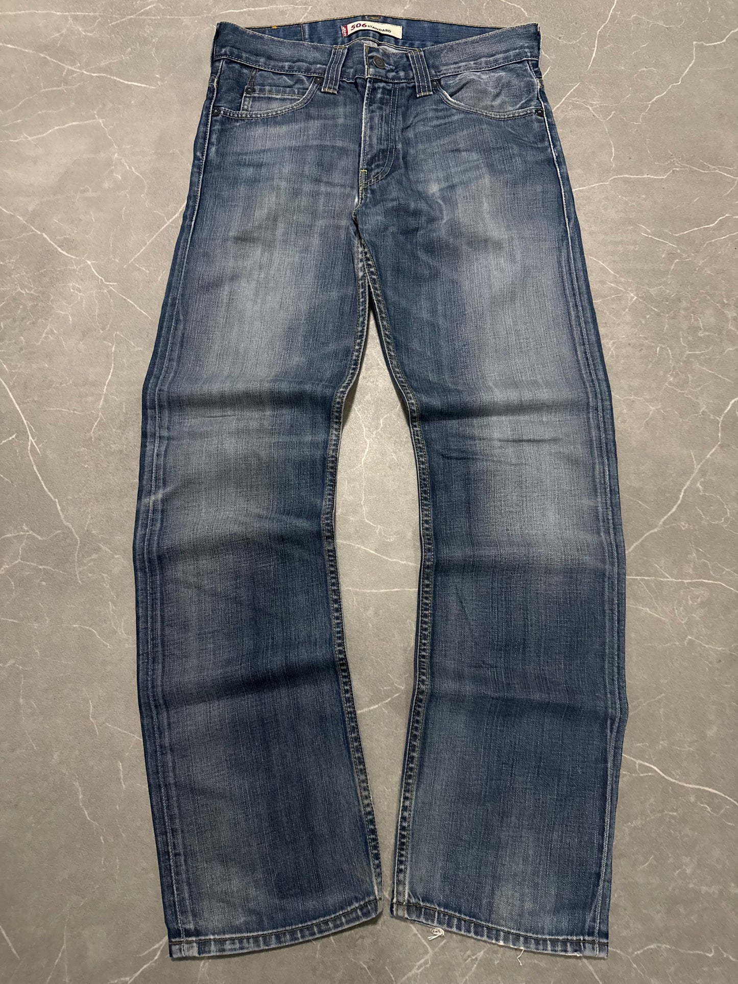 Levis Jeans 506 (M)
