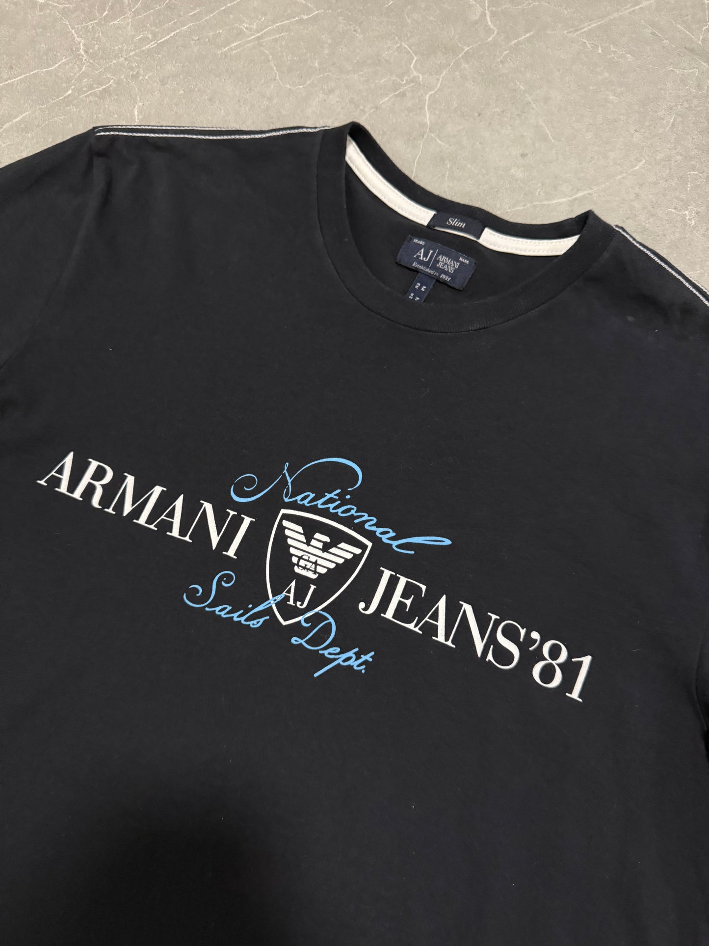 Armani Jeans Tshirt (M)