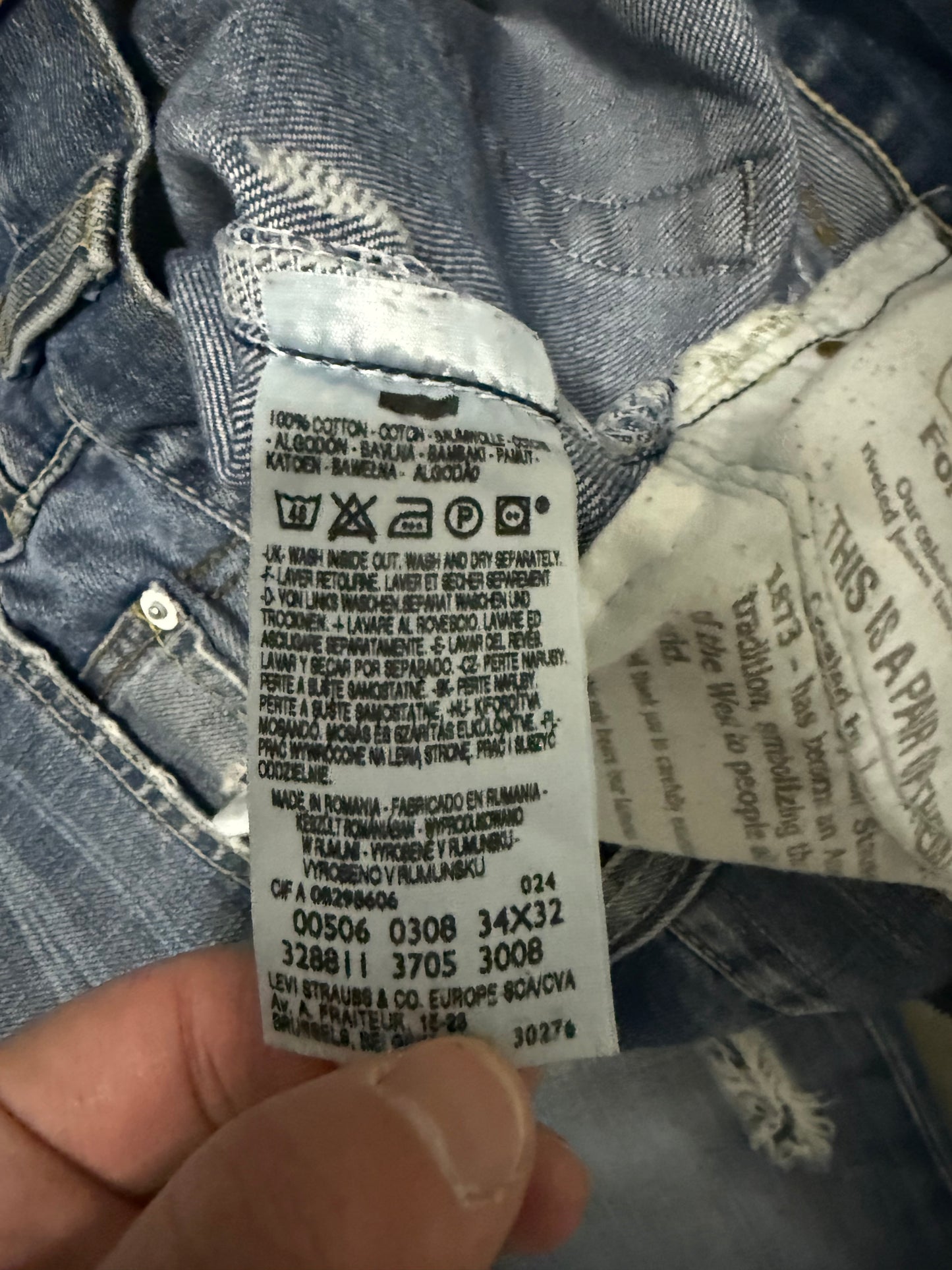 Levi’s Jeans (M)