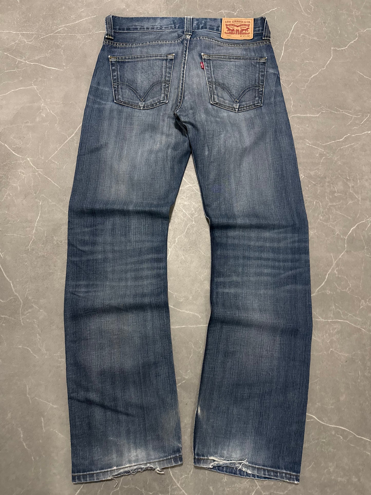 Levis Jeans 506 (M)
