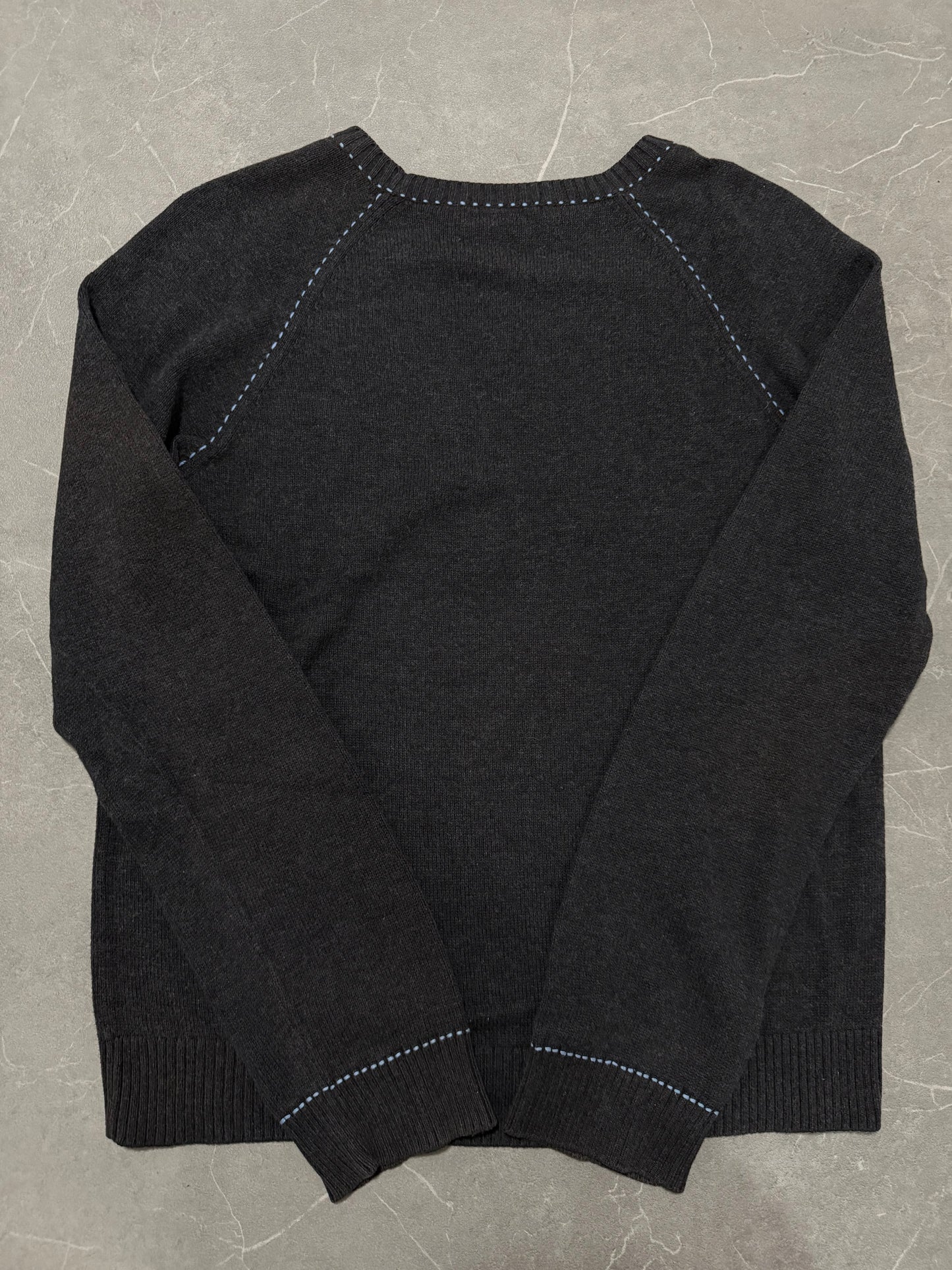 Burberry Sweater (M)