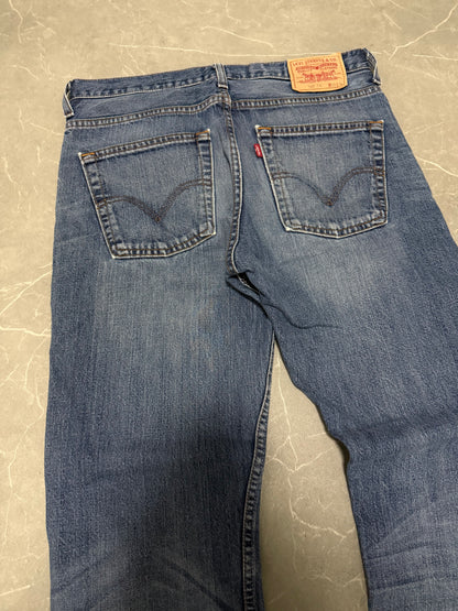 Levis 507 Bootcut Jeans (M)