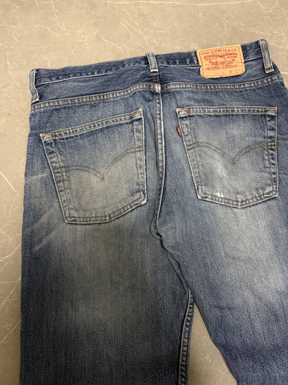 Levis 507 Bootcut Jeans (M)