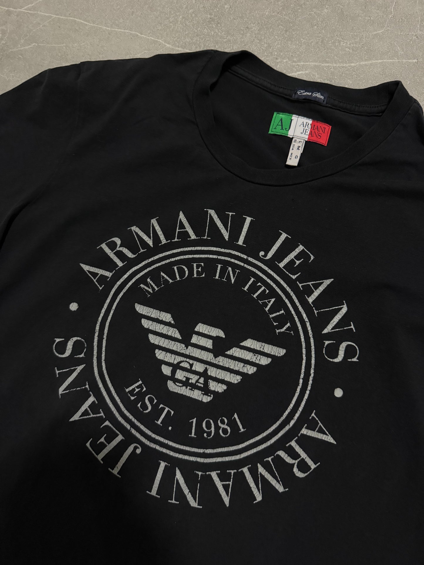 Armani Jeans Tshirt (L)
