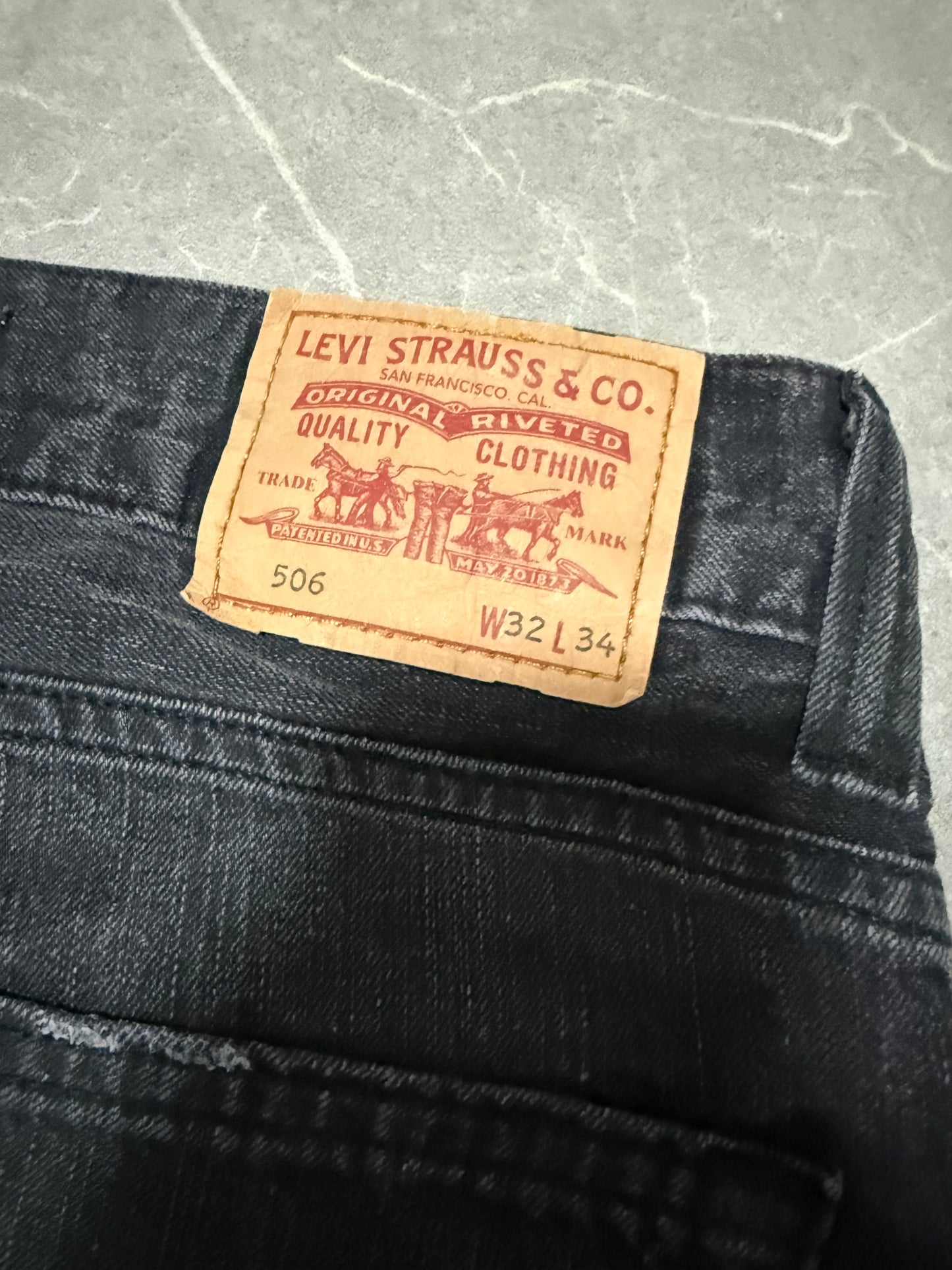Levis Jeans 506 (M)