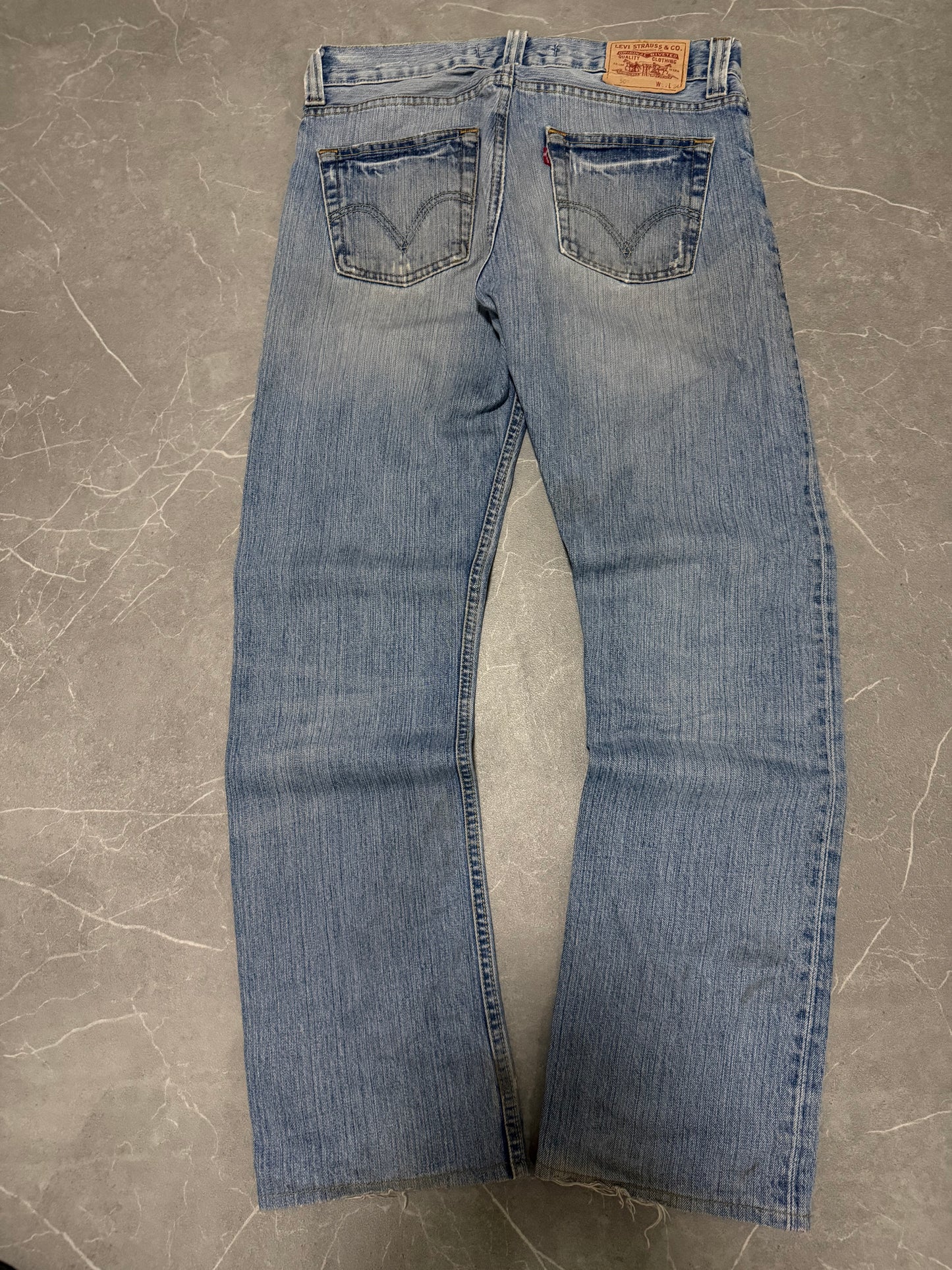 Levis Jeans 506 (M)