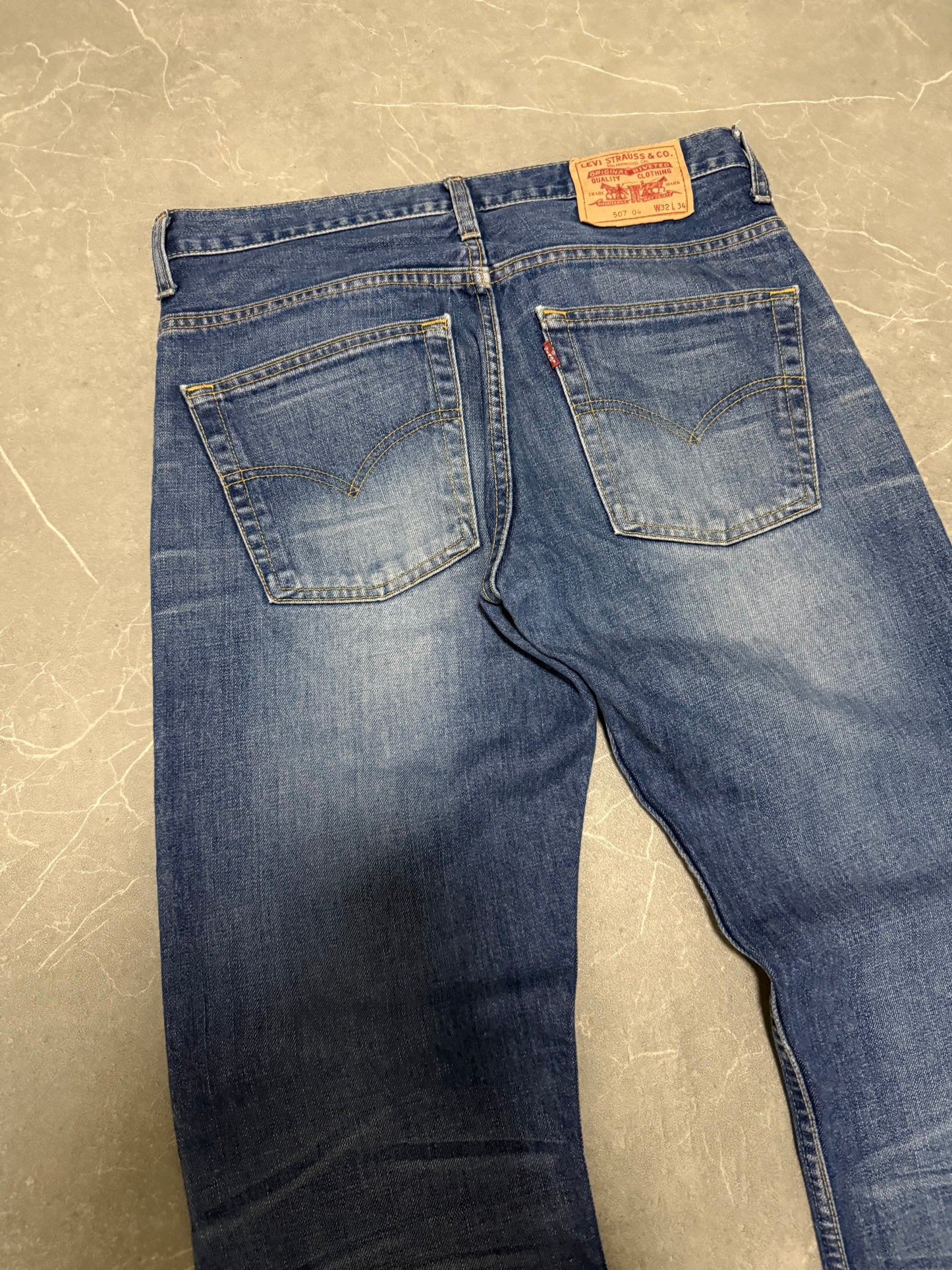 Levi's 507 Bootcut Jeans (M)