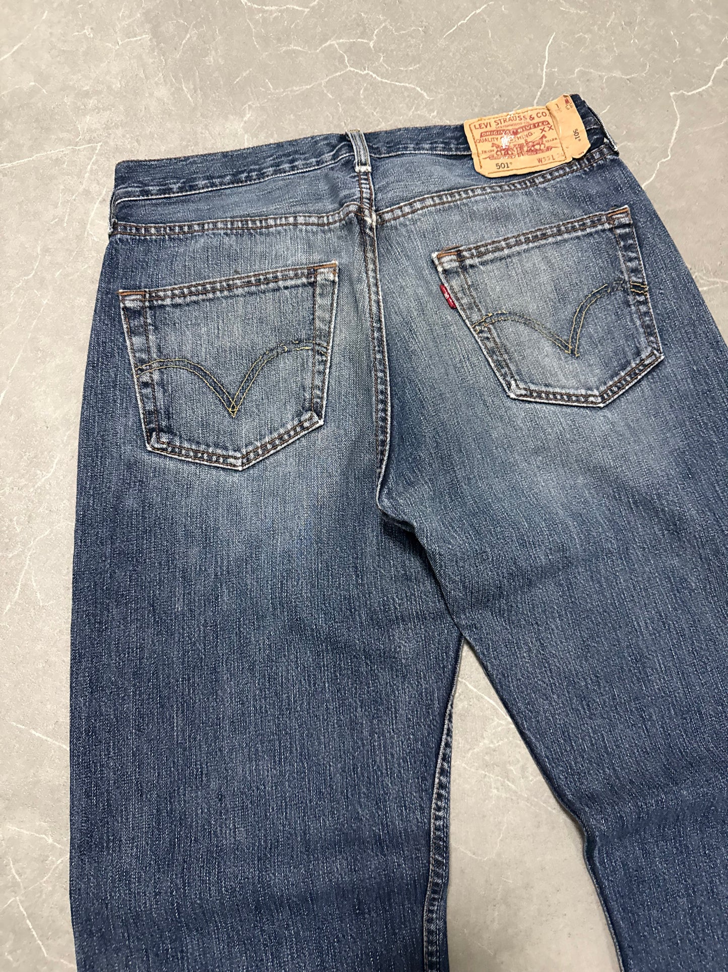 Levis Jeans 501 (M)