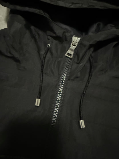 Burberry Windbreaker (M)
