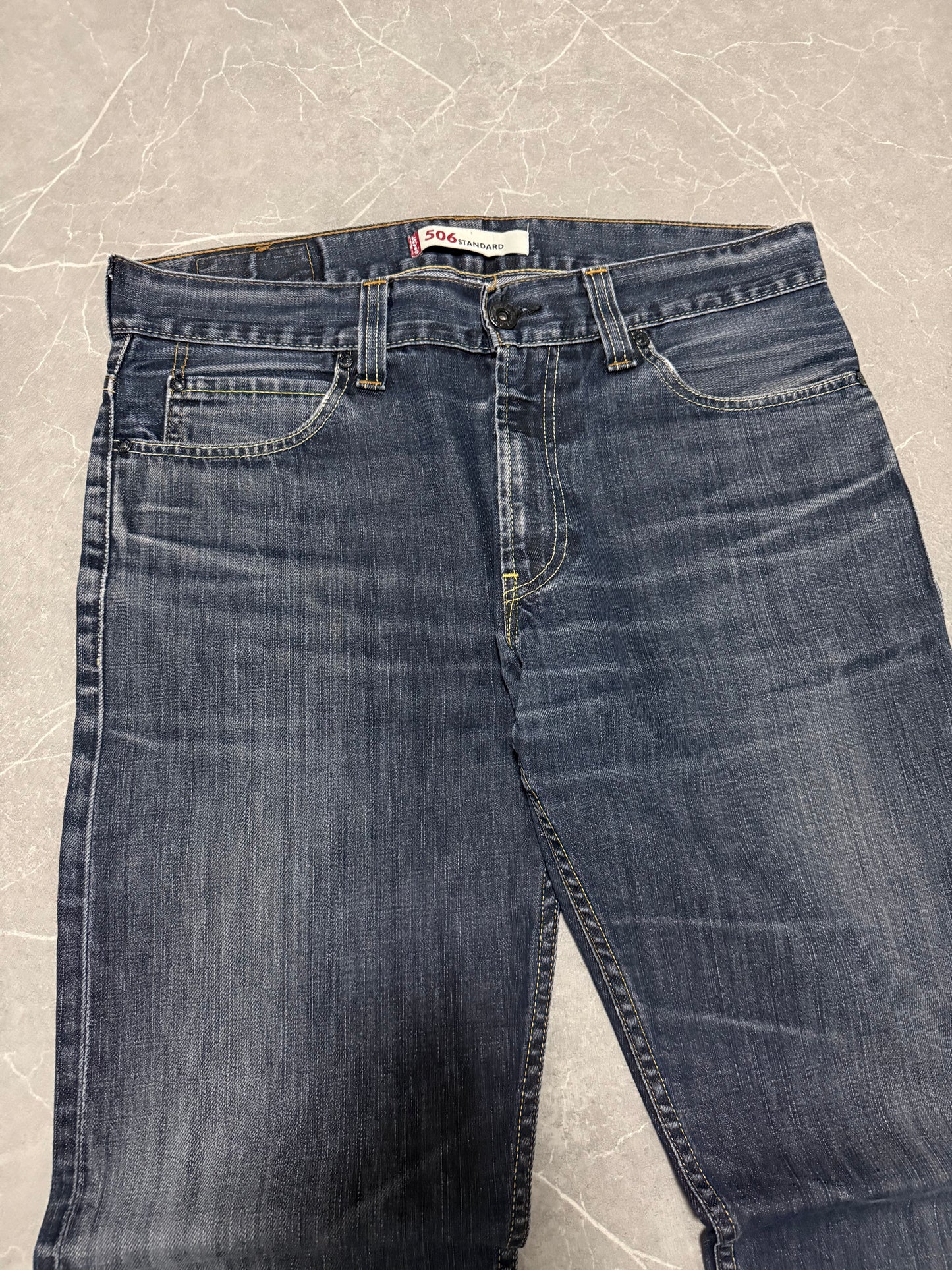 Levis Jeans 506 (XL)