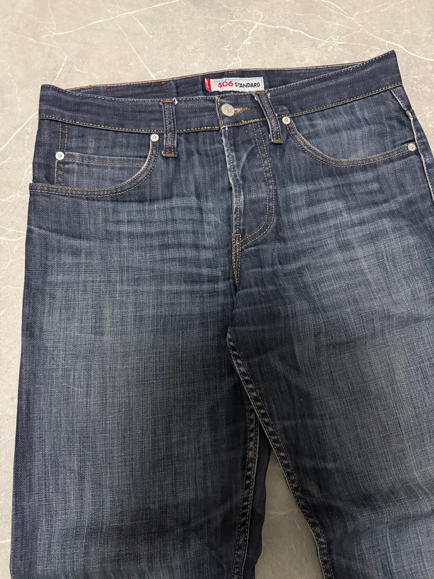 Levis 506 Jeans (M)