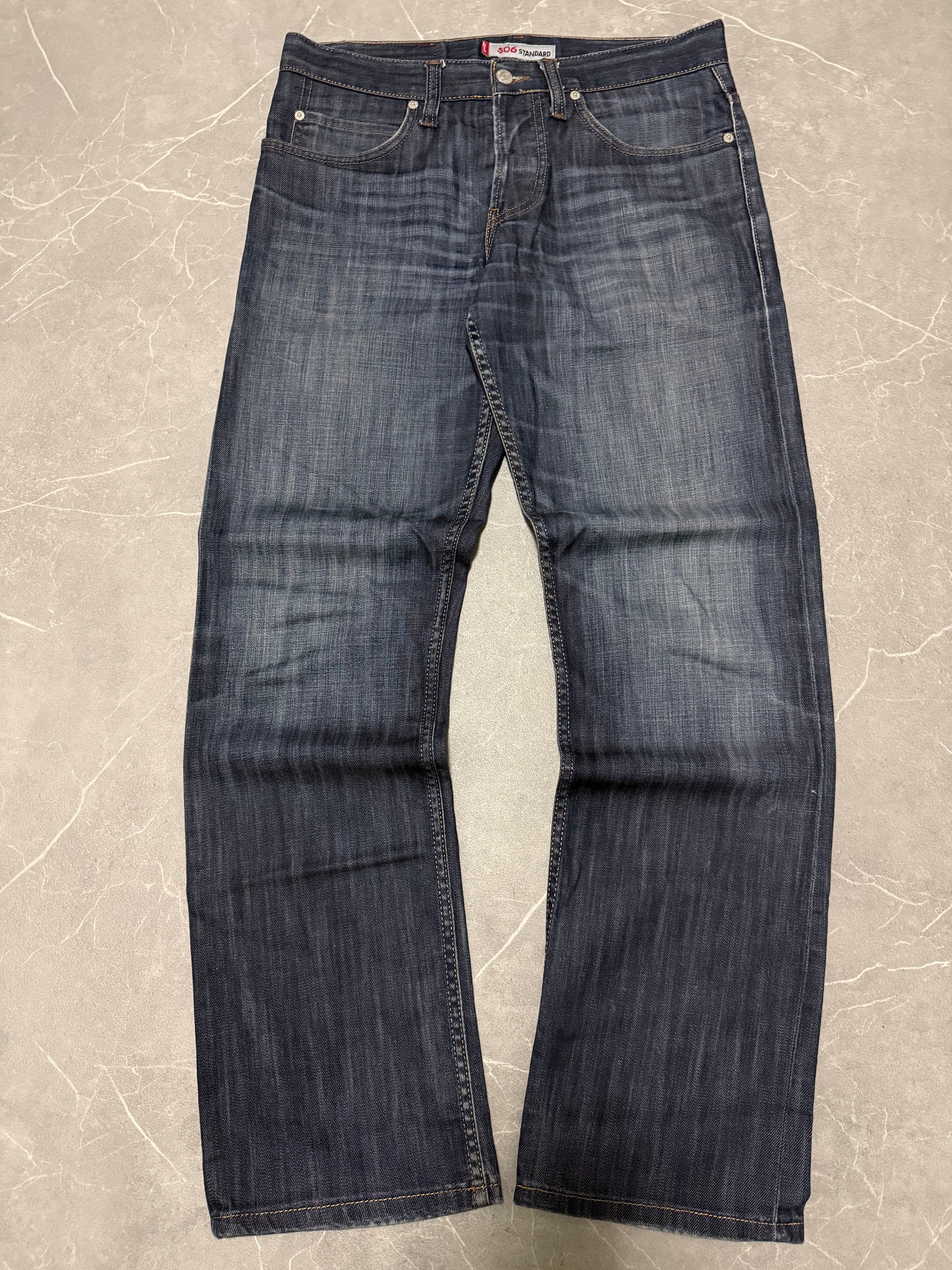 Levis 506 Jeans (M)