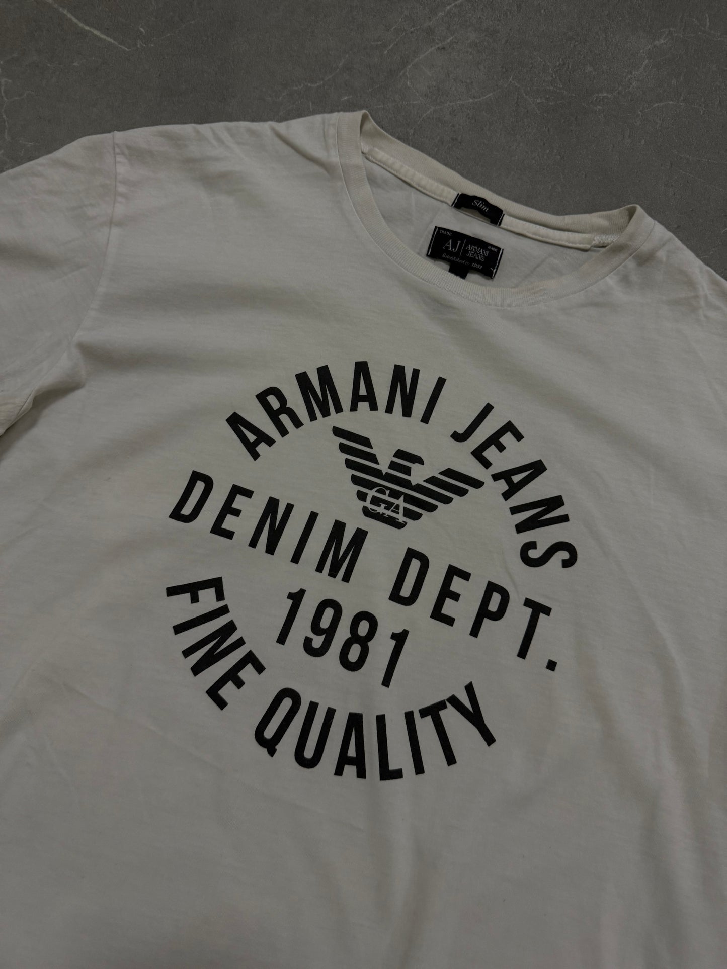 Armani Jeans Tshirt (M)