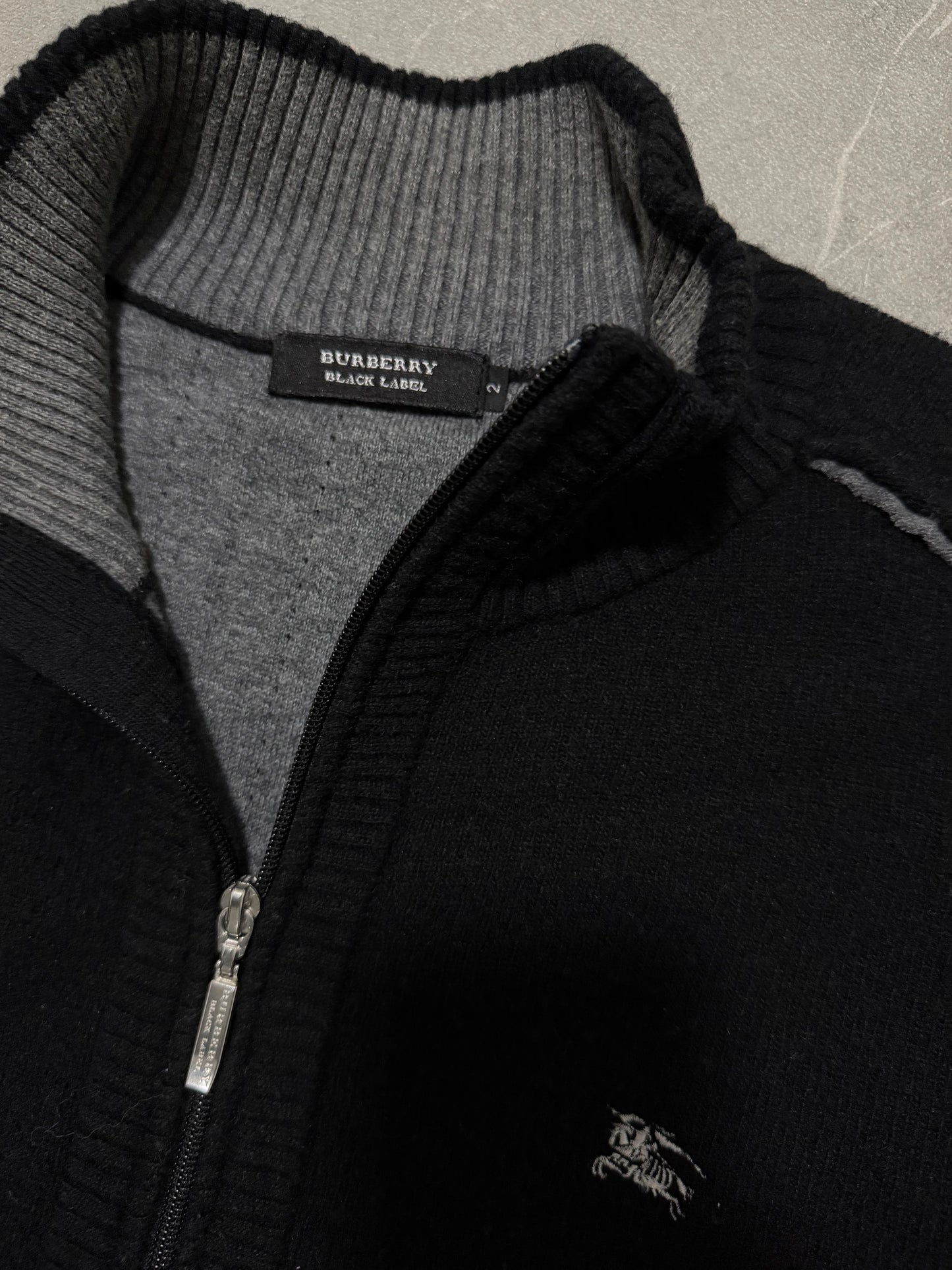 Burberry jacket (M)